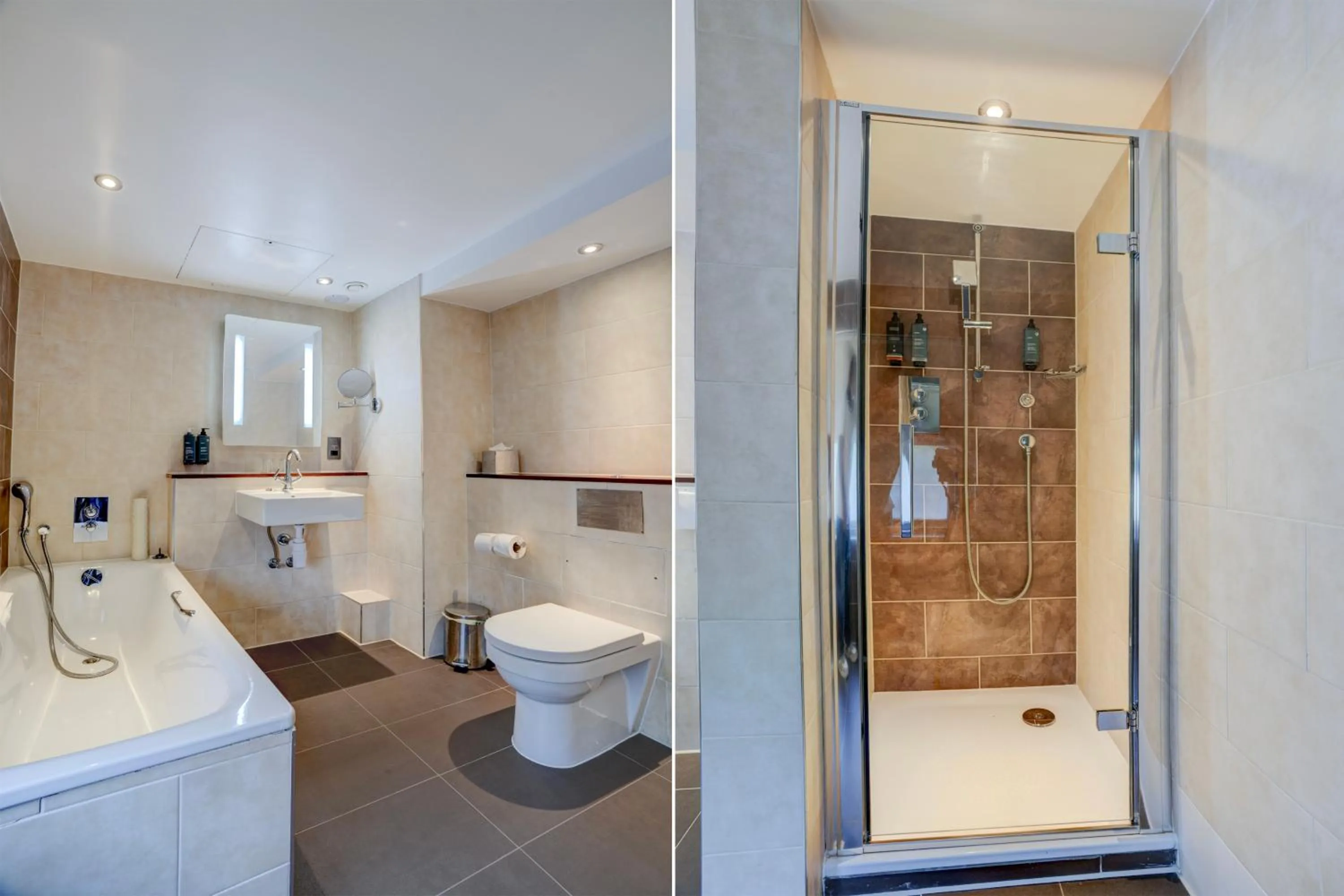 Bathroom in Sunday London Staines-upon-Thames Heathrow T5