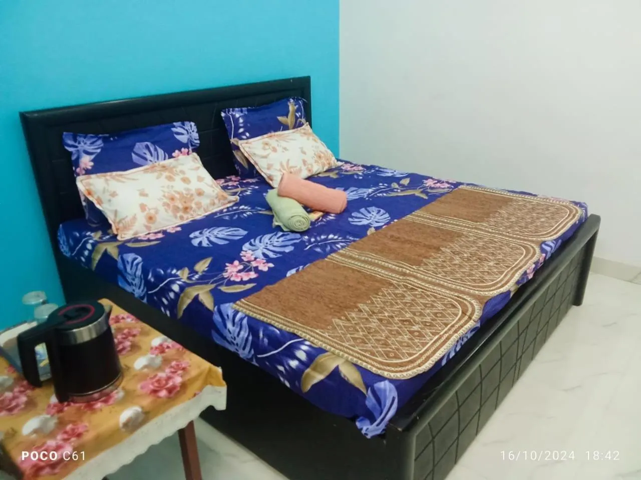 Bedroom, Bed in Maa vaishno paying guest house