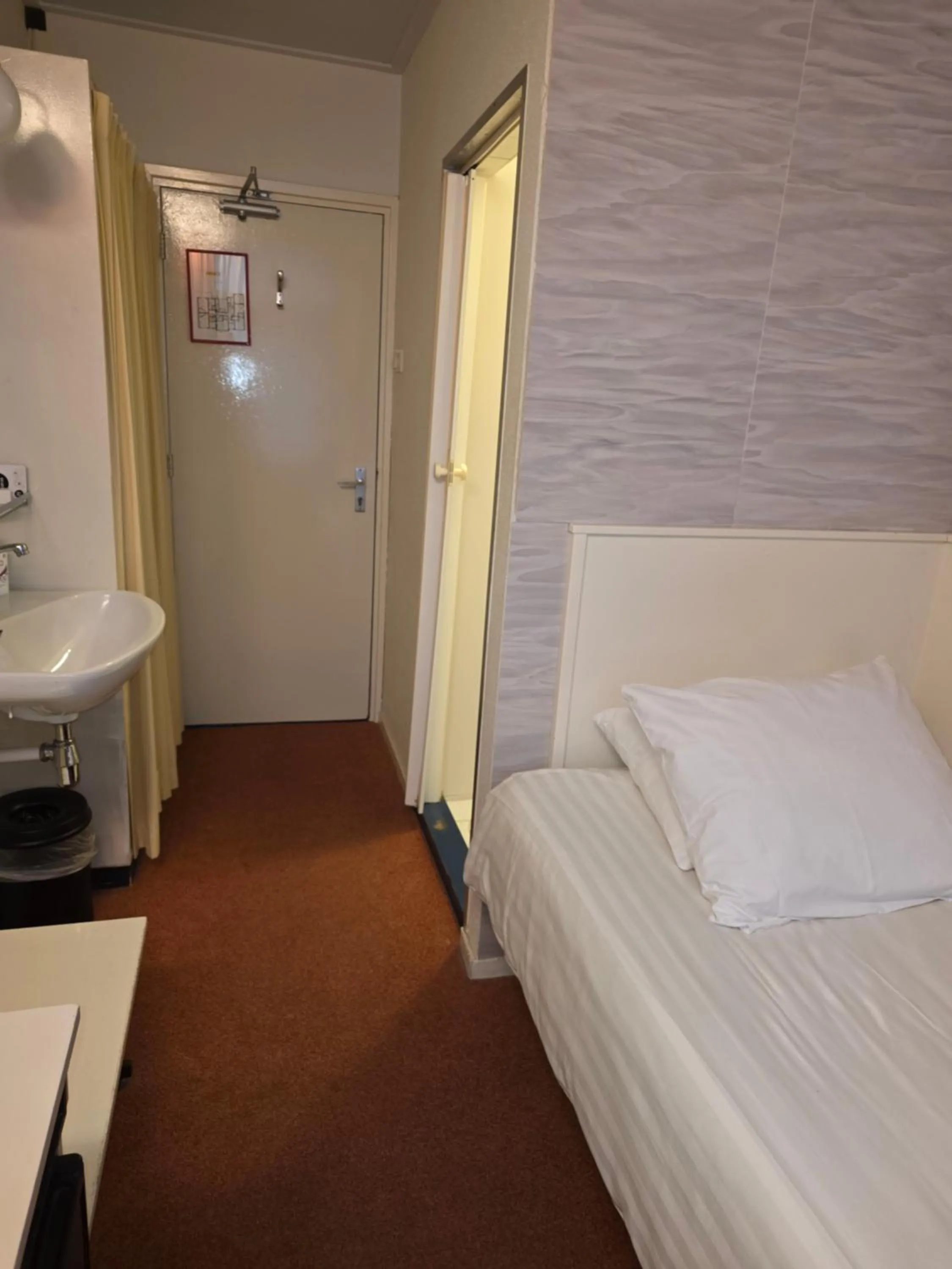 Bed in Hotel Hoogland Zandvoort aan Zee