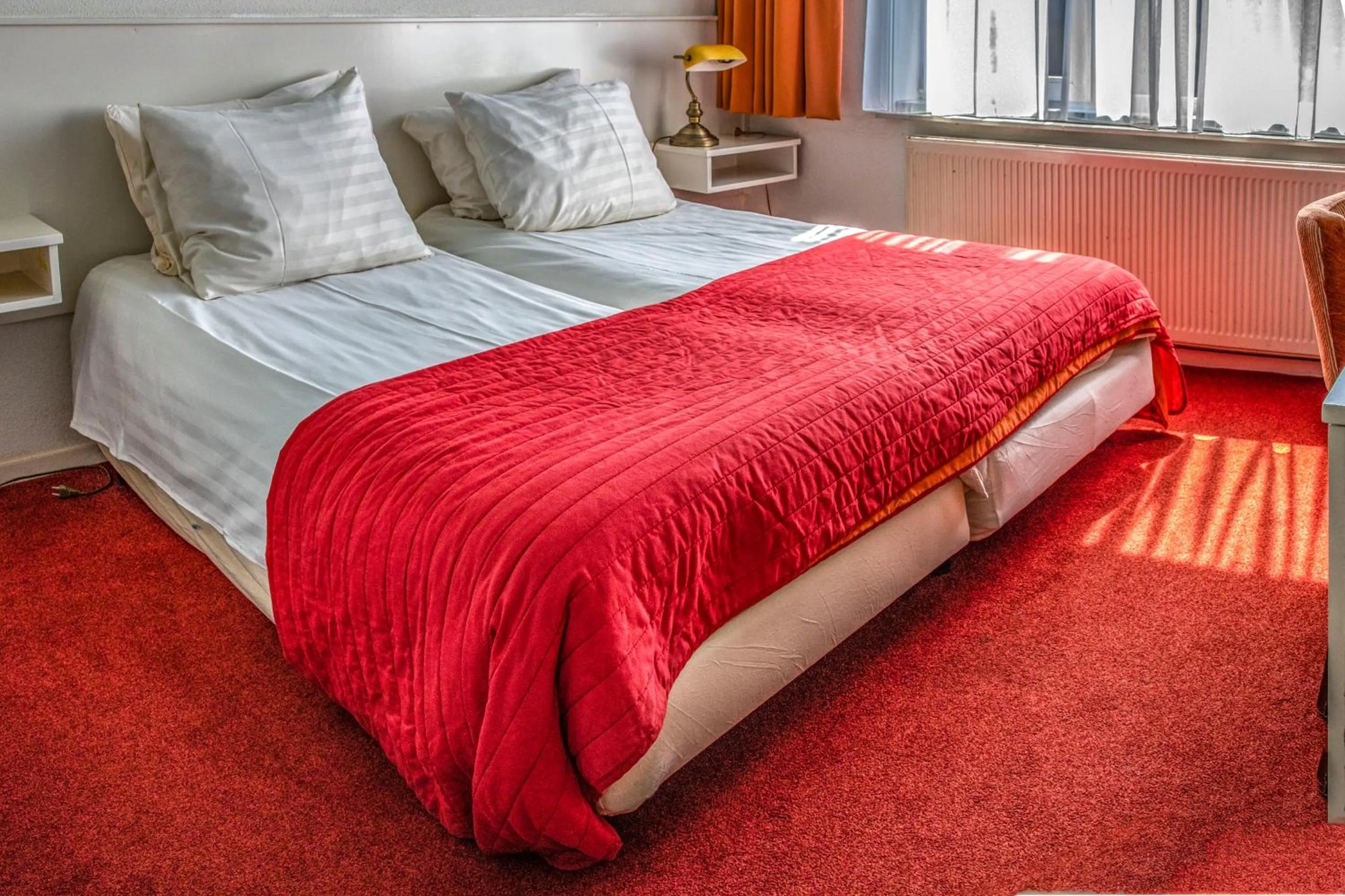 Bed in Hotel Hoogland Zandvoort aan Zee