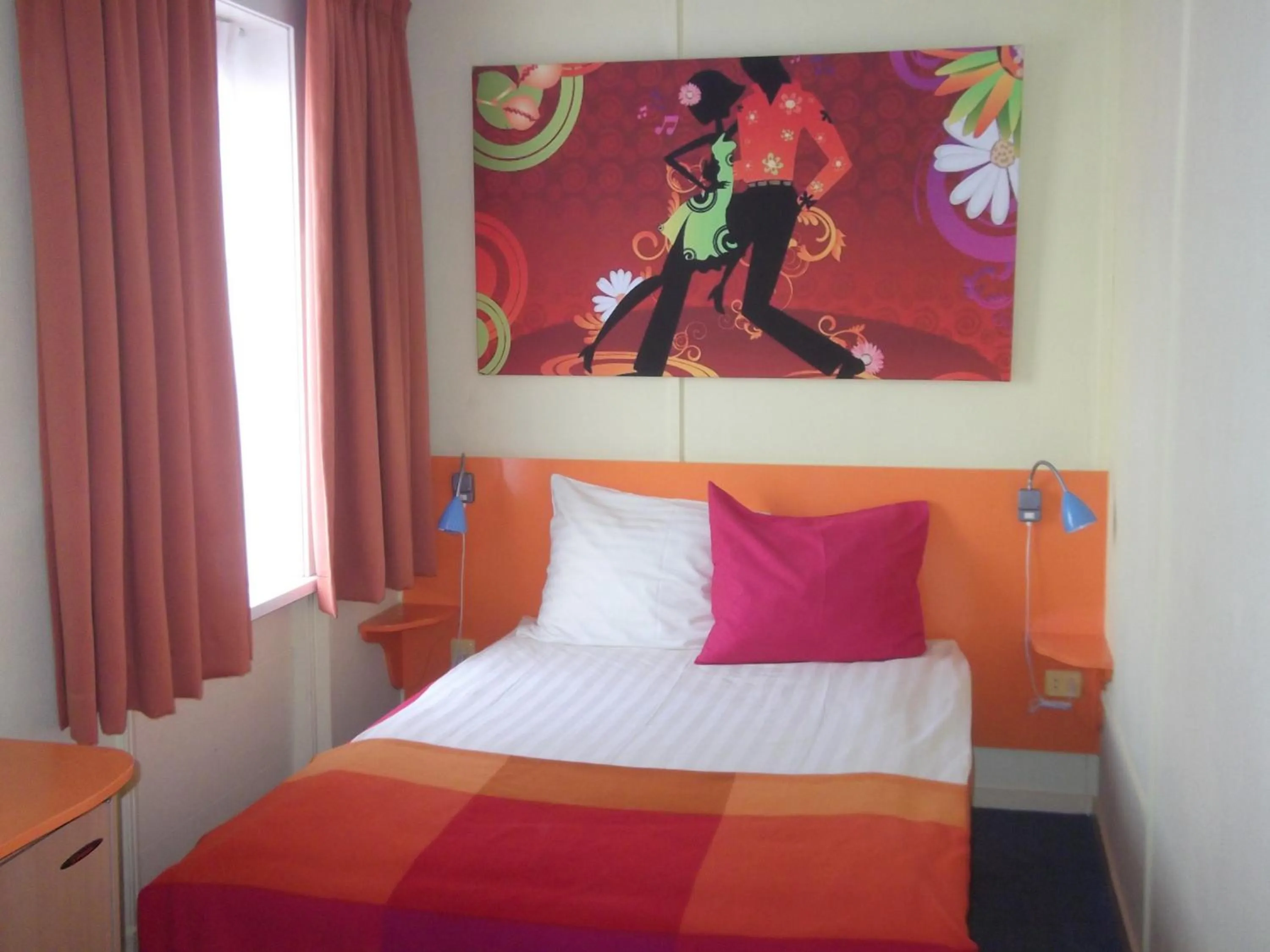 Bed in Hotel Hoogland Zandvoort aan Zee