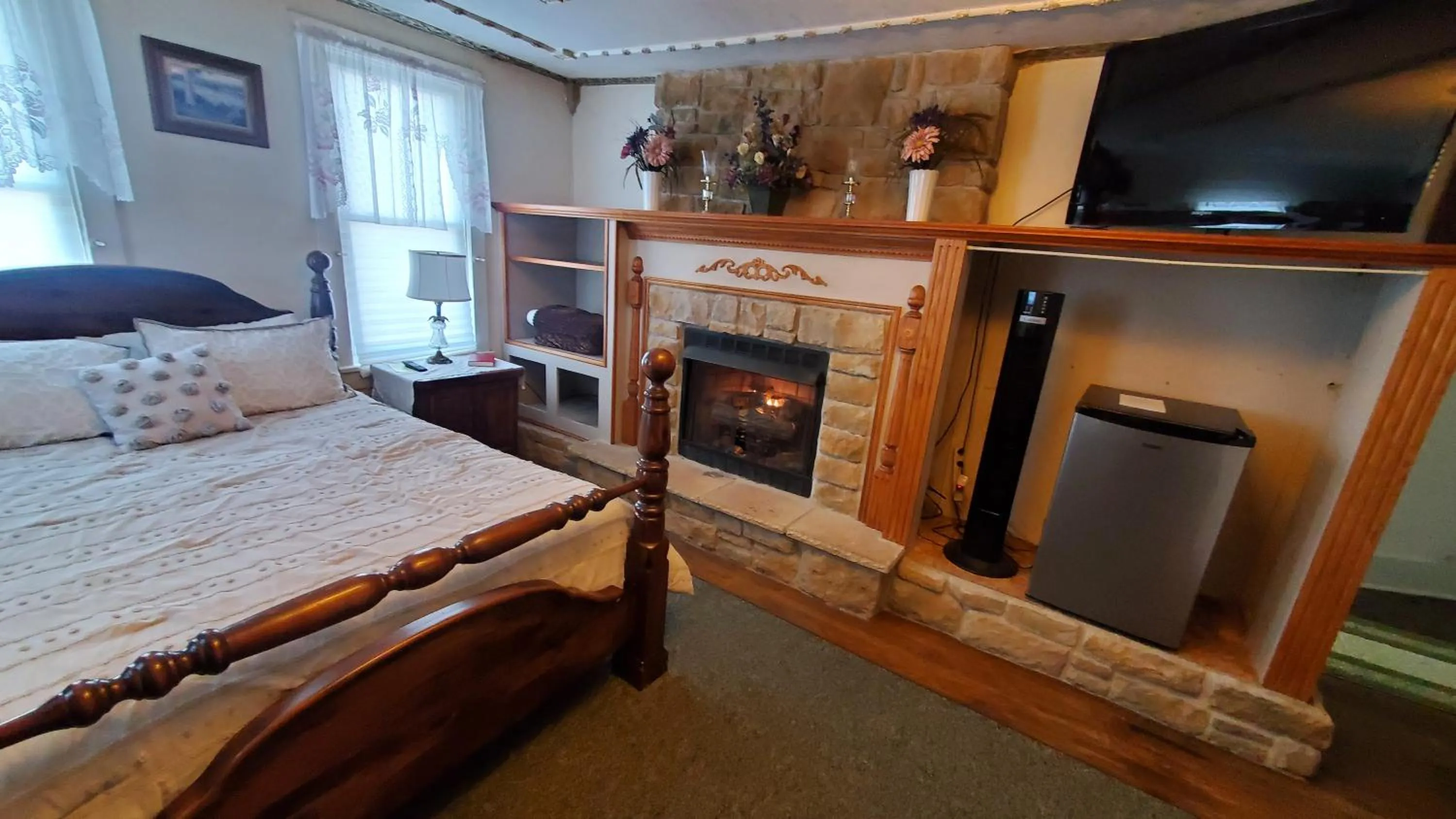 Bed in The Miners’ Lodge
