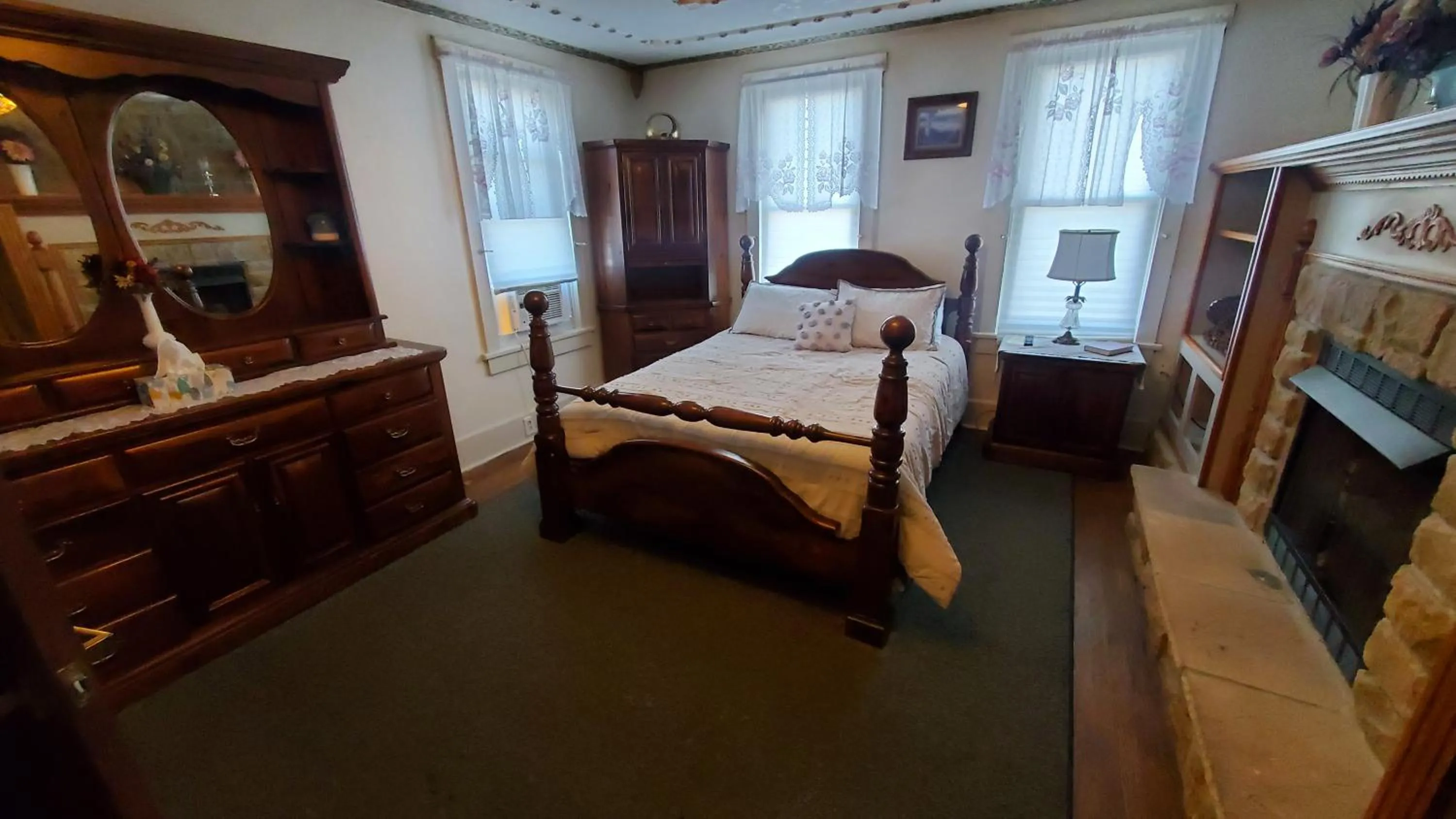 Bed in The Miners’ Lodge