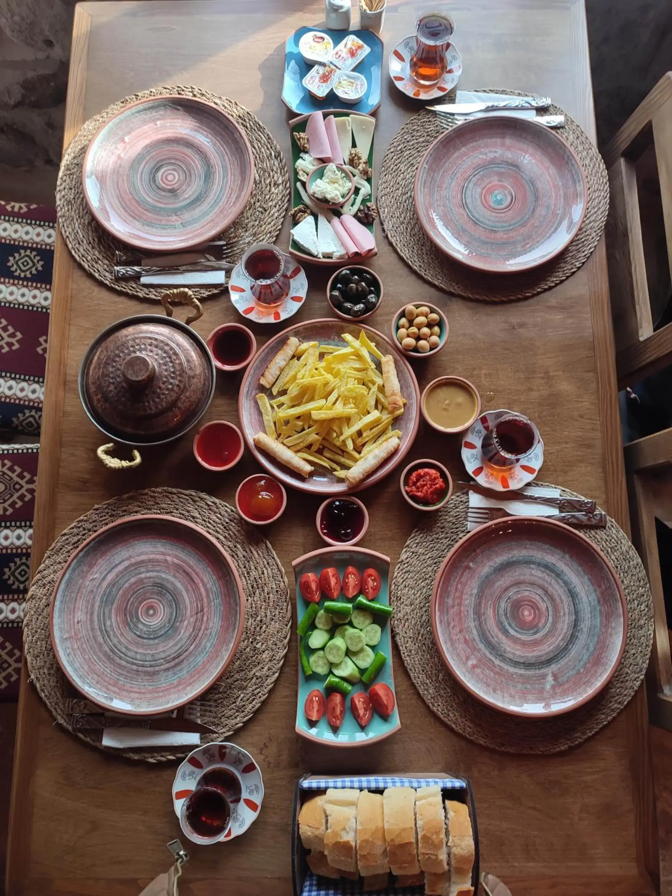 Breakfast in Euphoria Cave House Breakfast in Euphoria Cave House