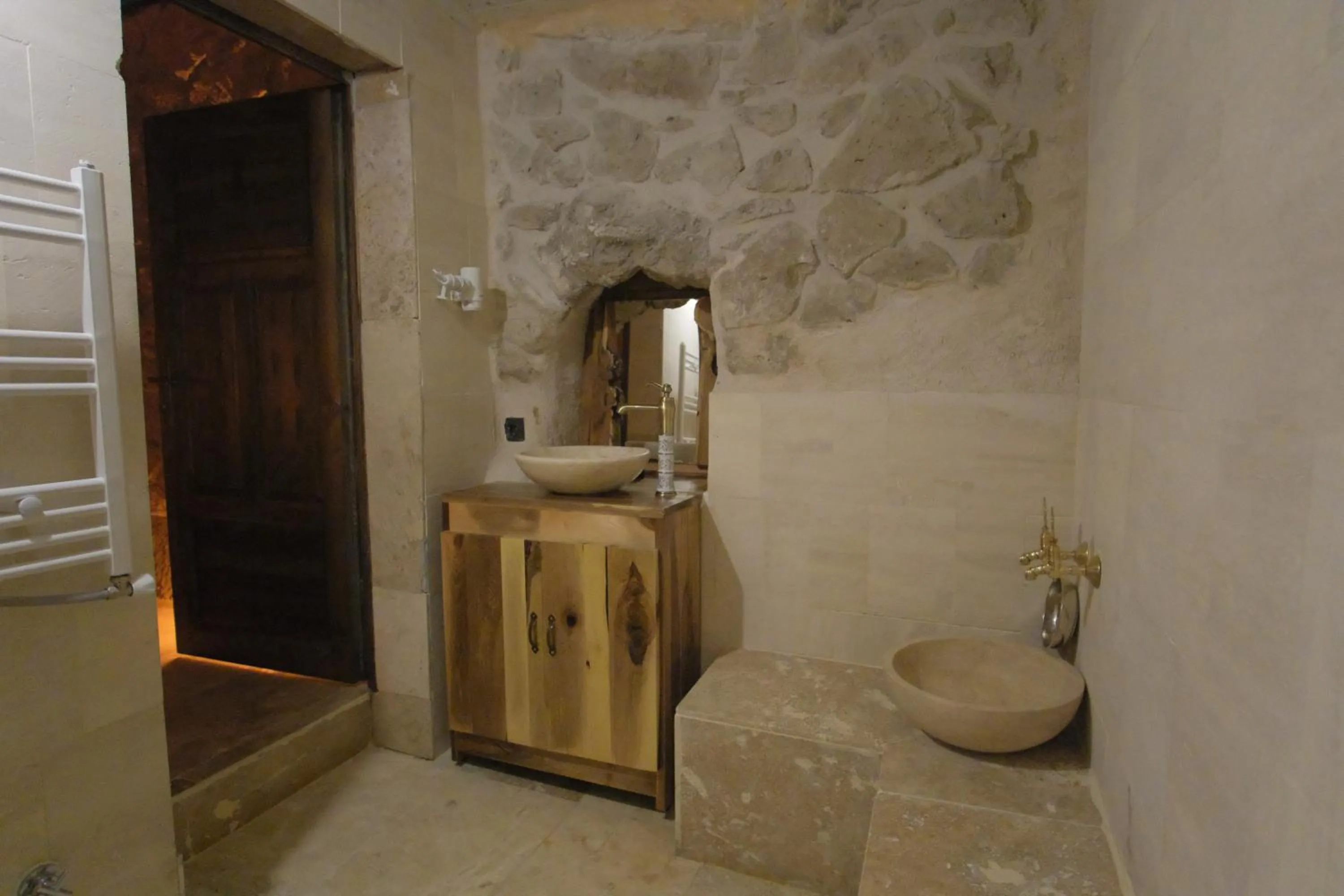 Bathroom in Euphoria Cave House