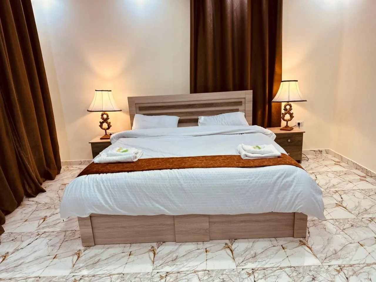 Bed in Dream Hotel jerash