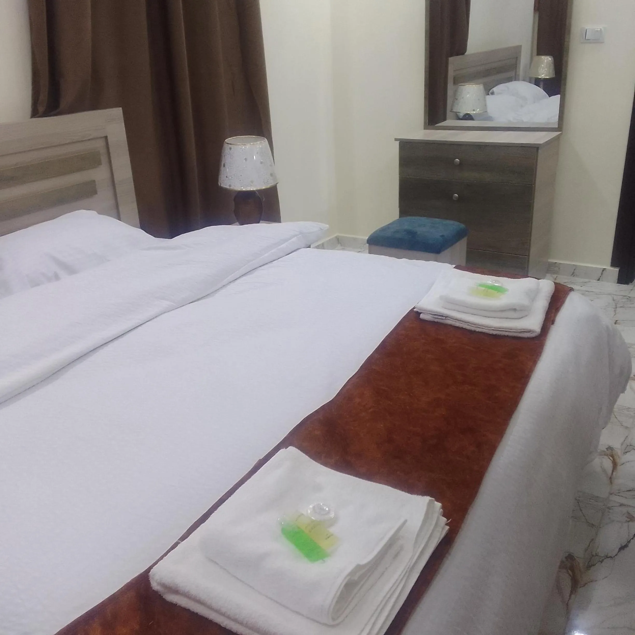 Bed in Dream Hotel jerash
