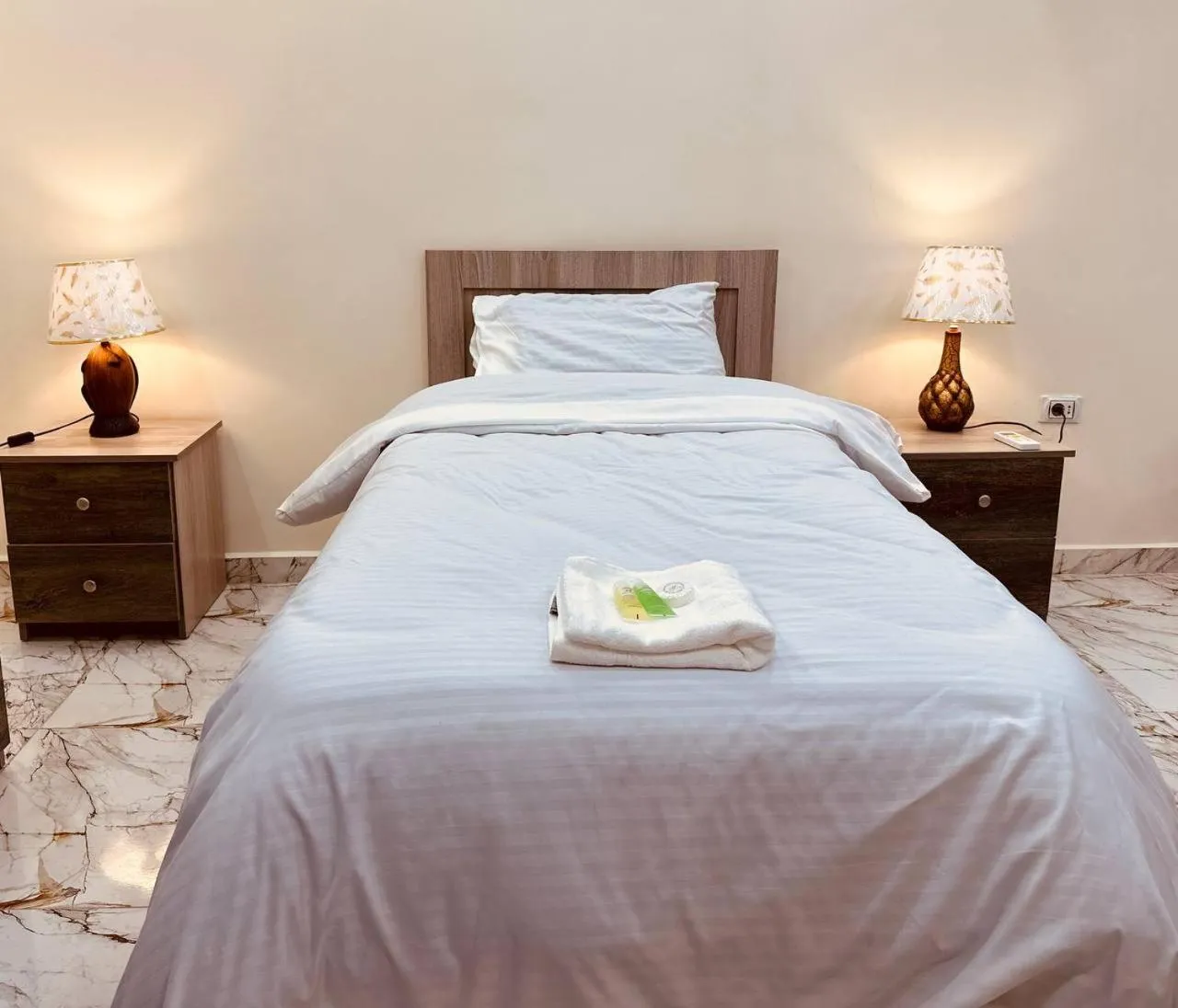 Bed in Dream Hotel jerash