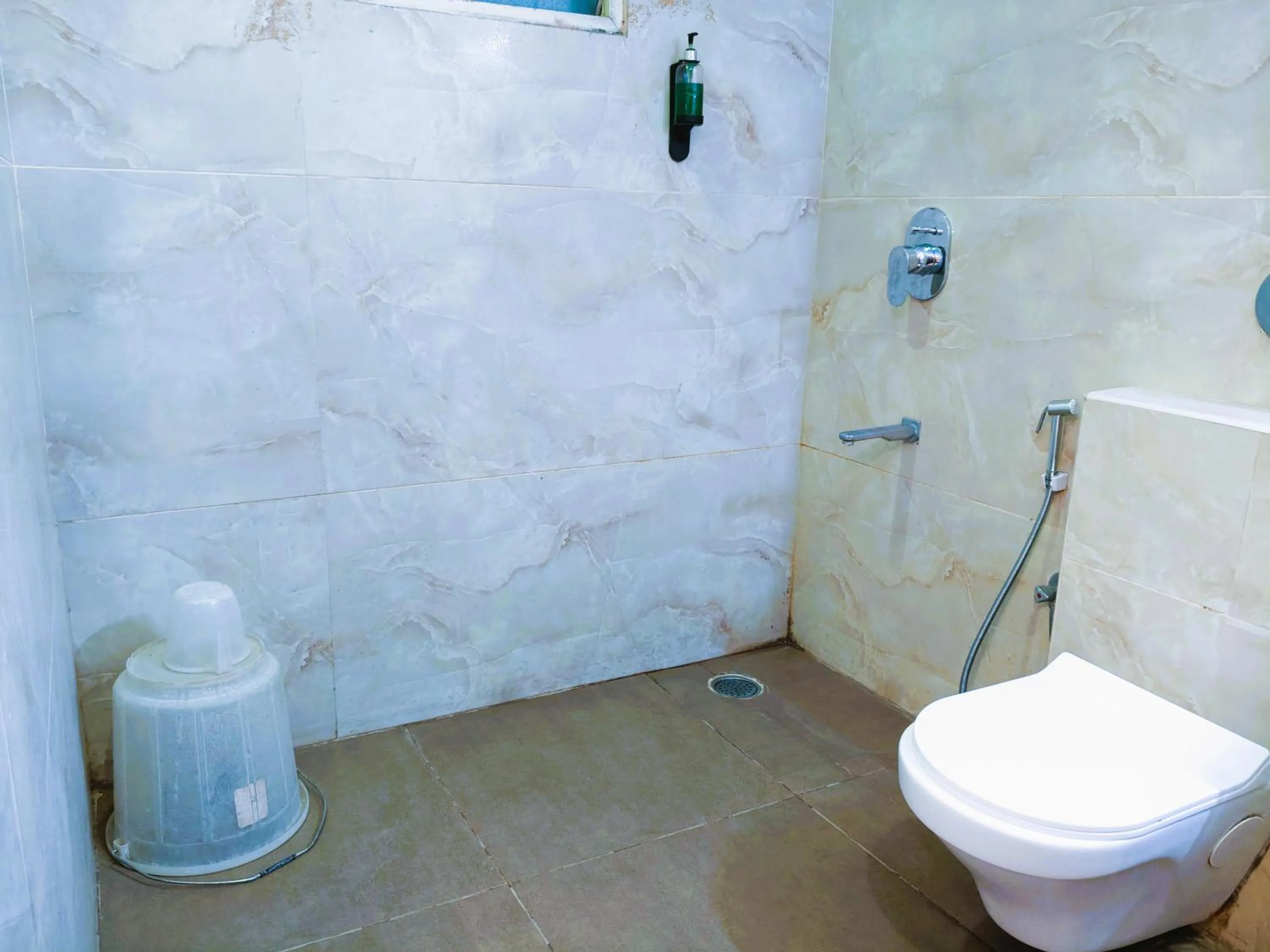 Athasri Hotel Infantry Road