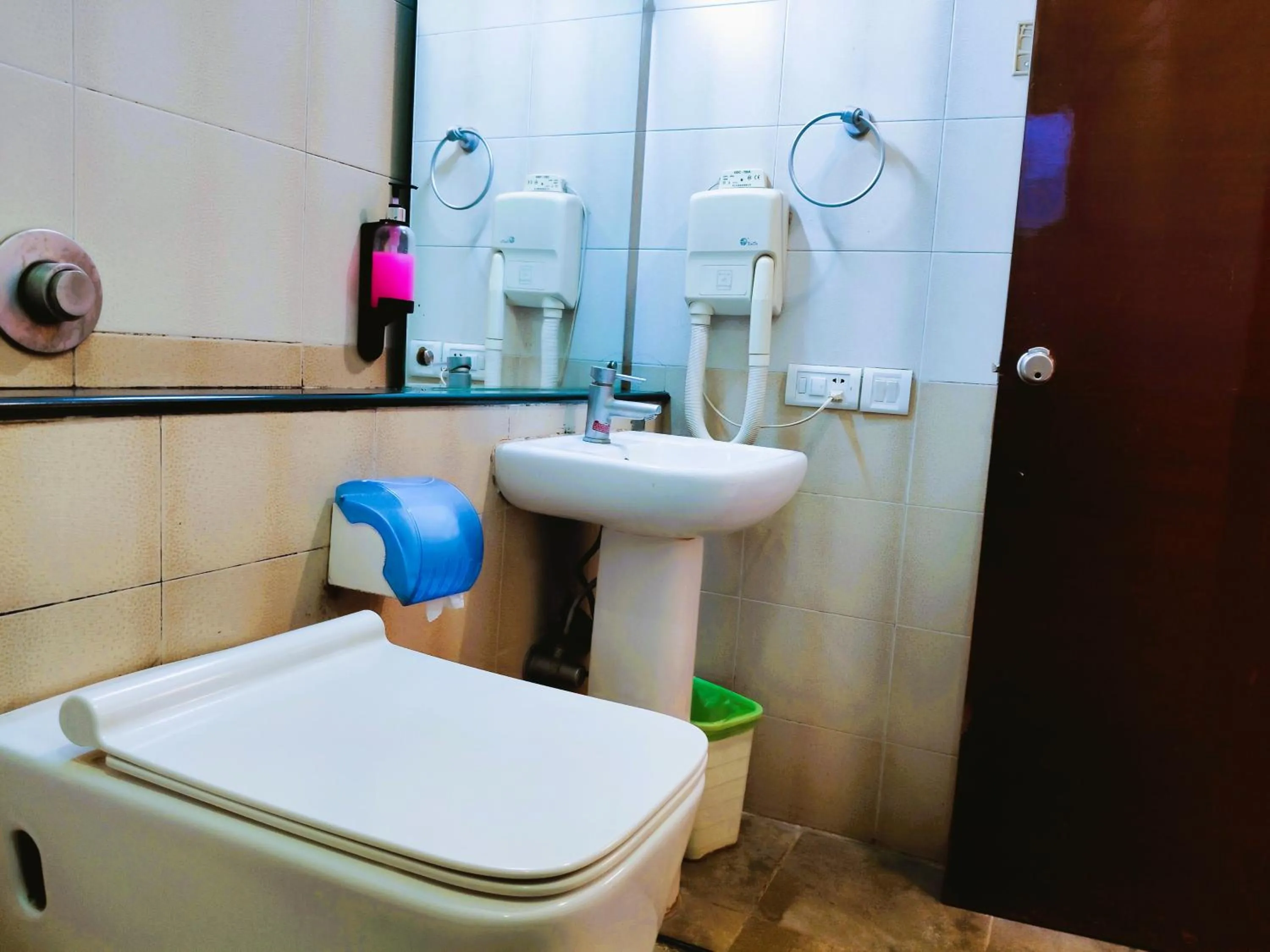 Athasri Hotel Infantry Road