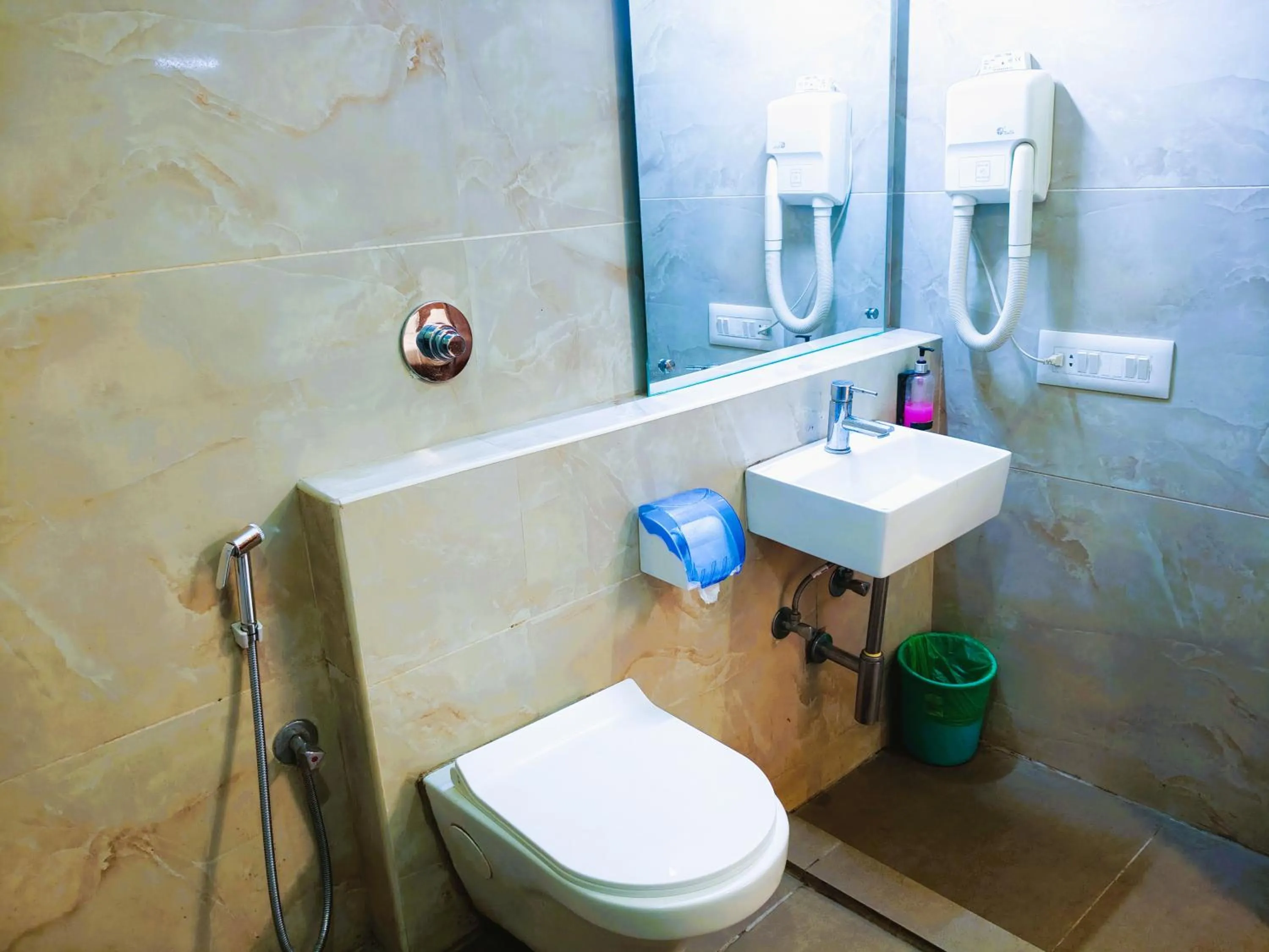 Athasri Hotel Infantry Road