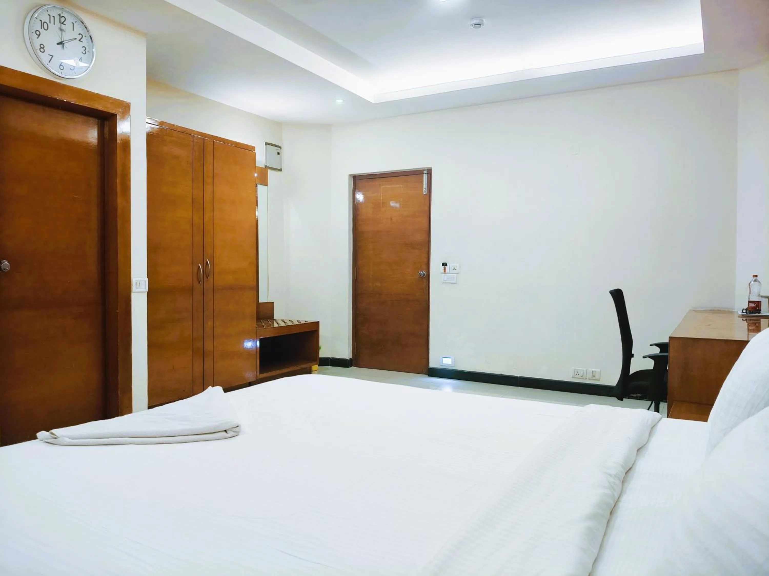 Bed in Athasri Hotel Infantry Road