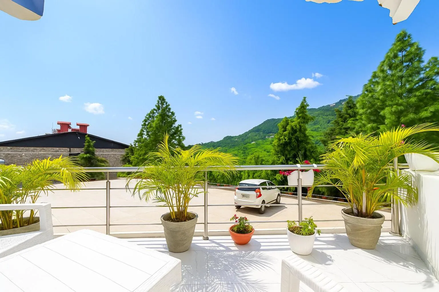 Day in Hotel Shiva Lake - Near Mussoorie Lake