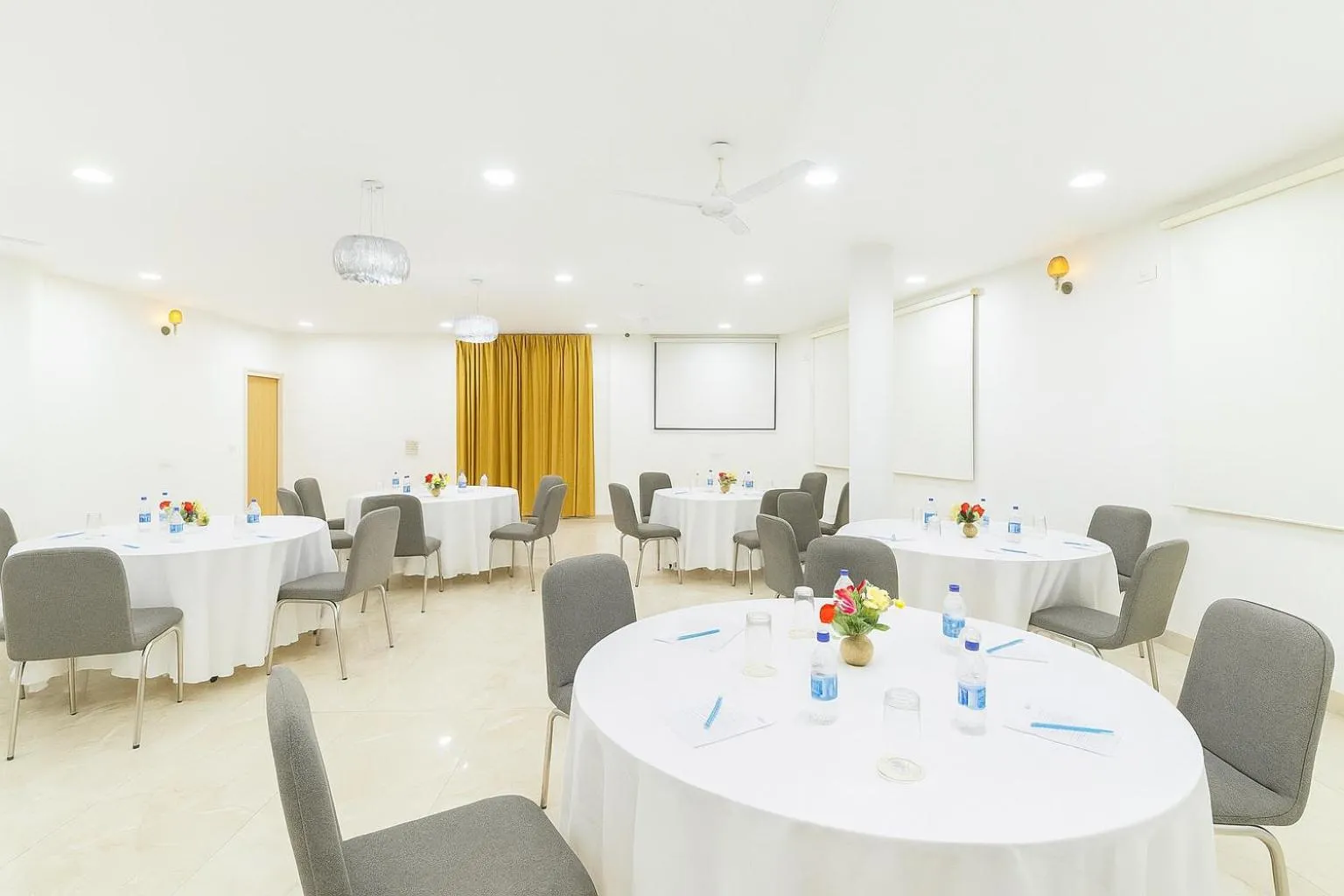 Banquet/Function facilities in Hotel Shiva Lake - Near Mussoorie Lake