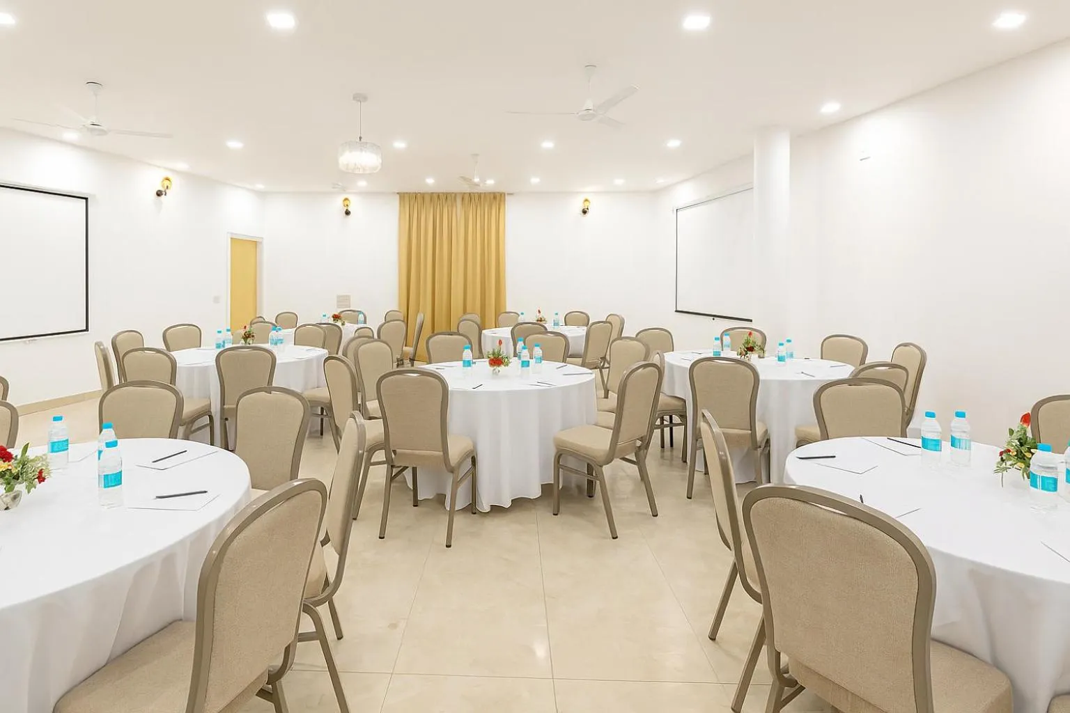 Banquet/Function facilities in Hotel Shiva Lake - Near Mussoorie Lake