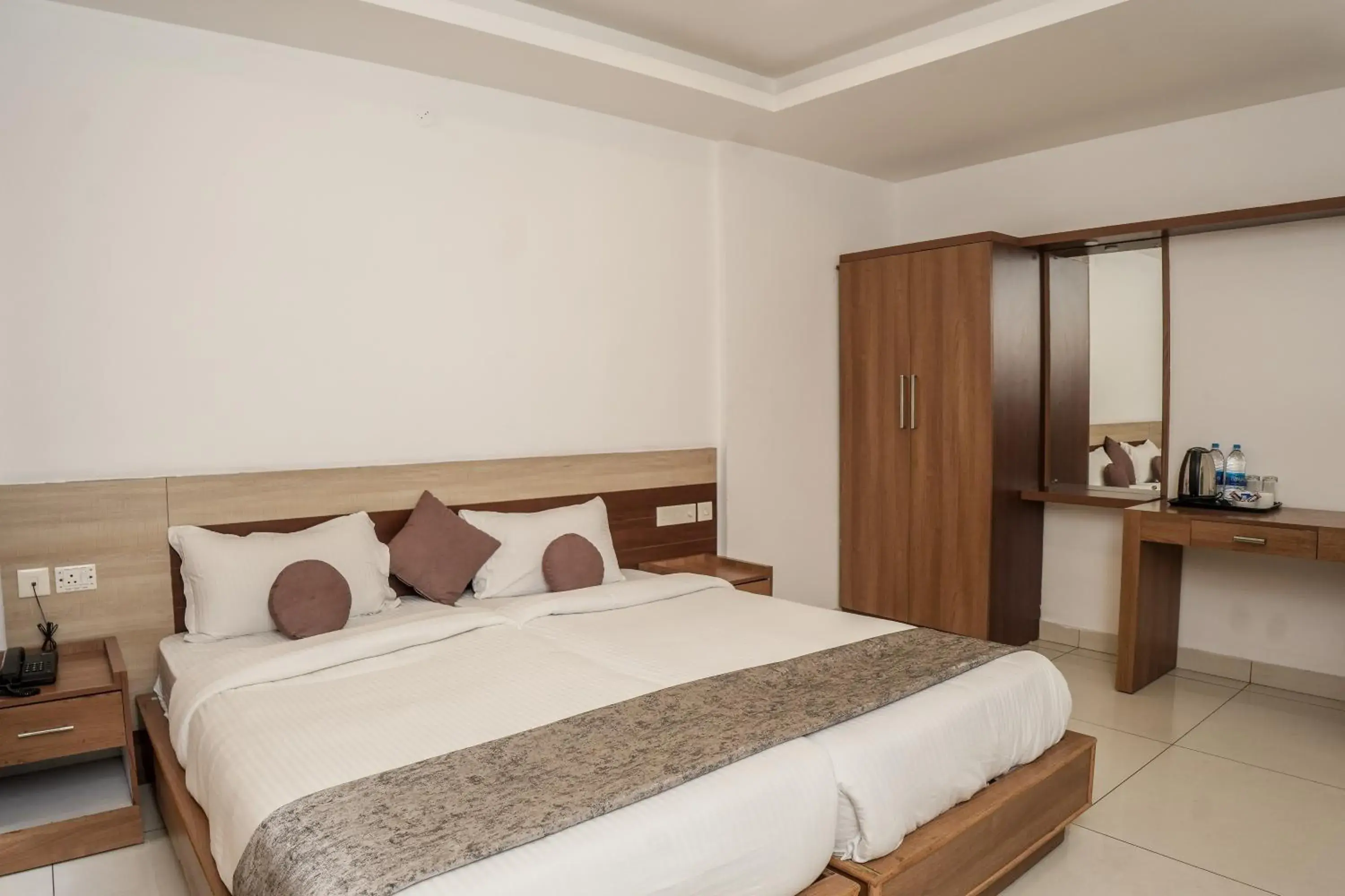 Bedroom, Bed in HOTEL LETS STAY Bedroom, Bed in HOTEL LETS STAY