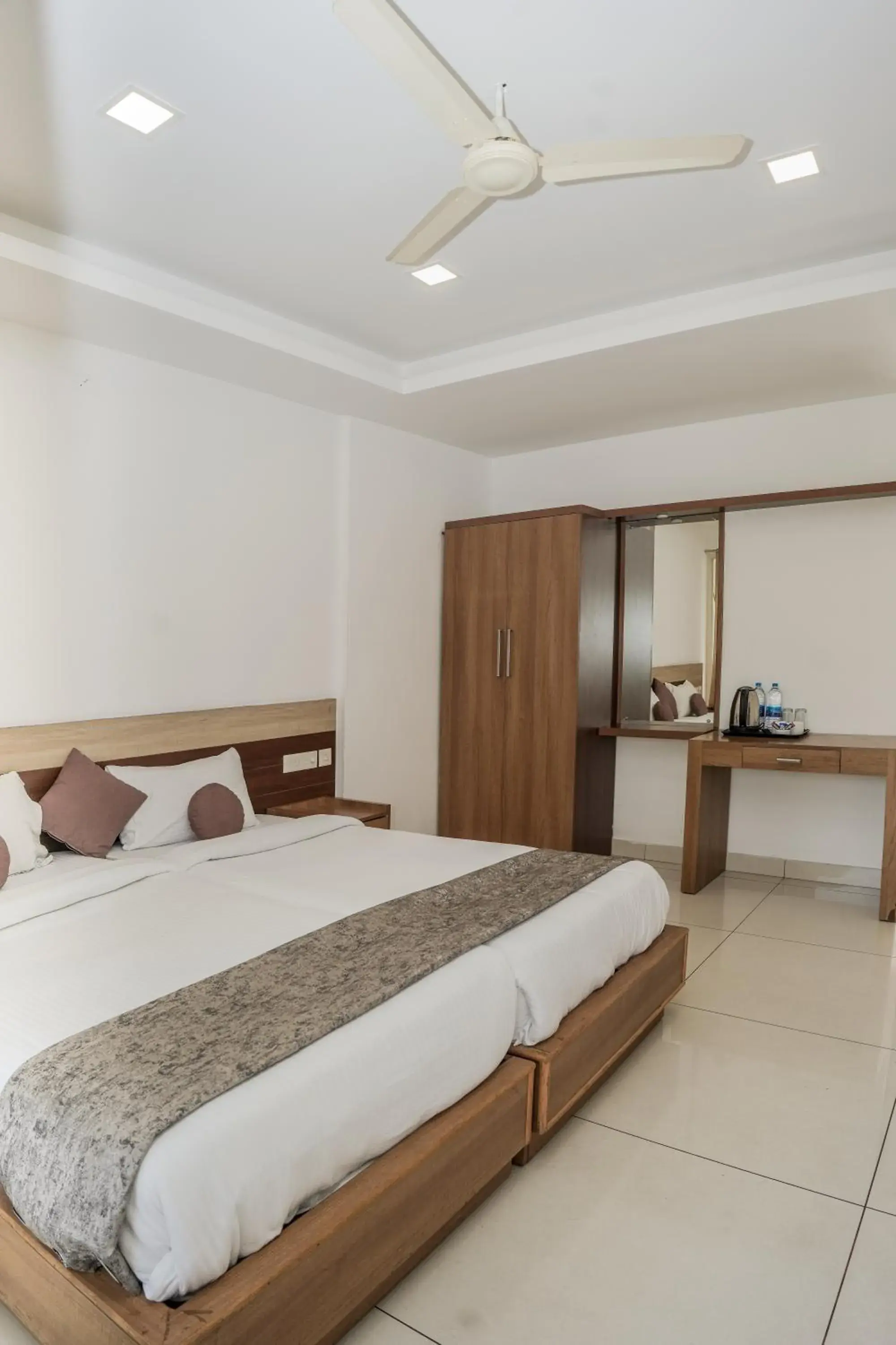 Bed in HOTEL LETS STAY Bed in HOTEL LETS STAY