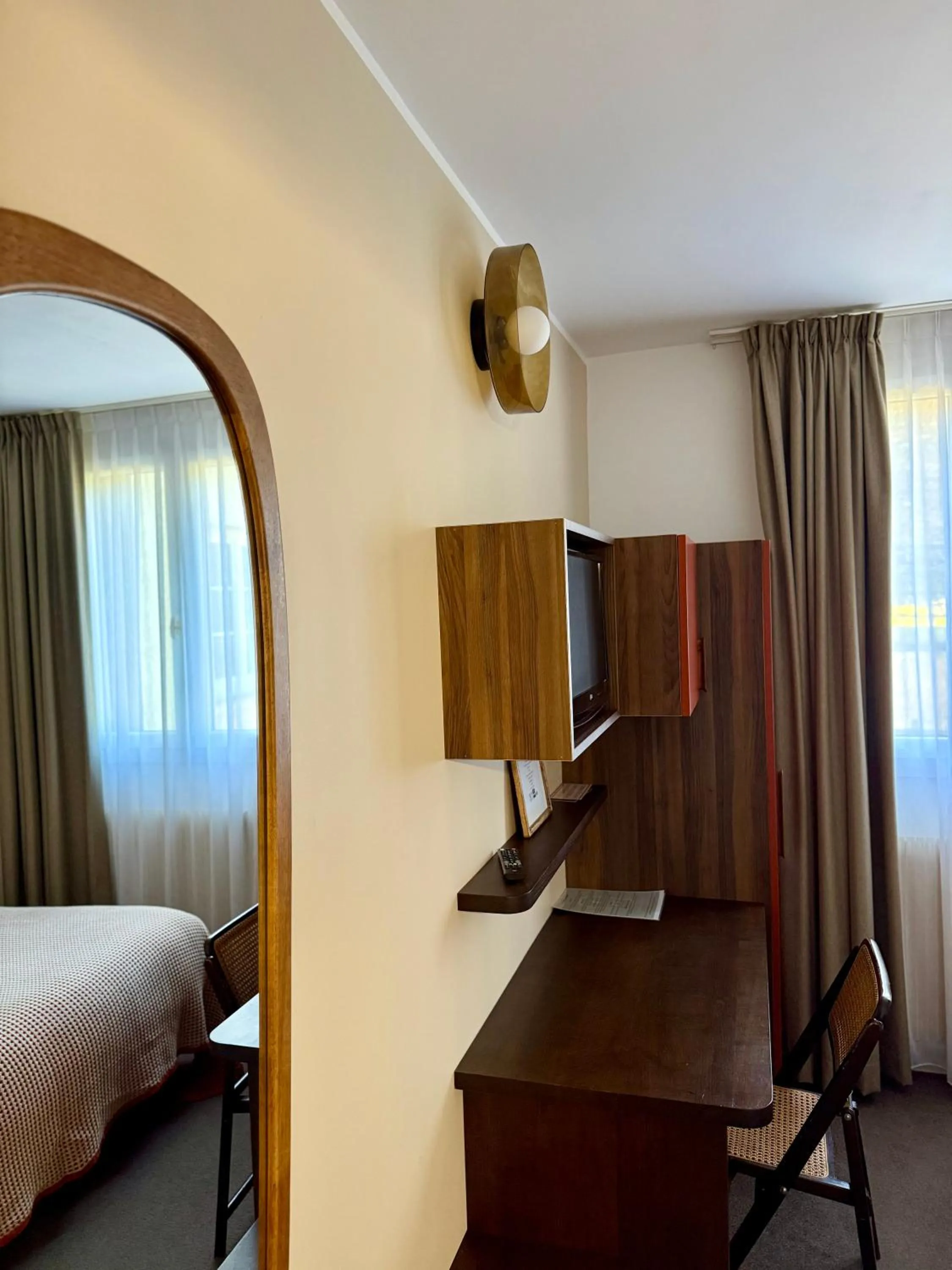 Bed in Le Téméraire Hôtel