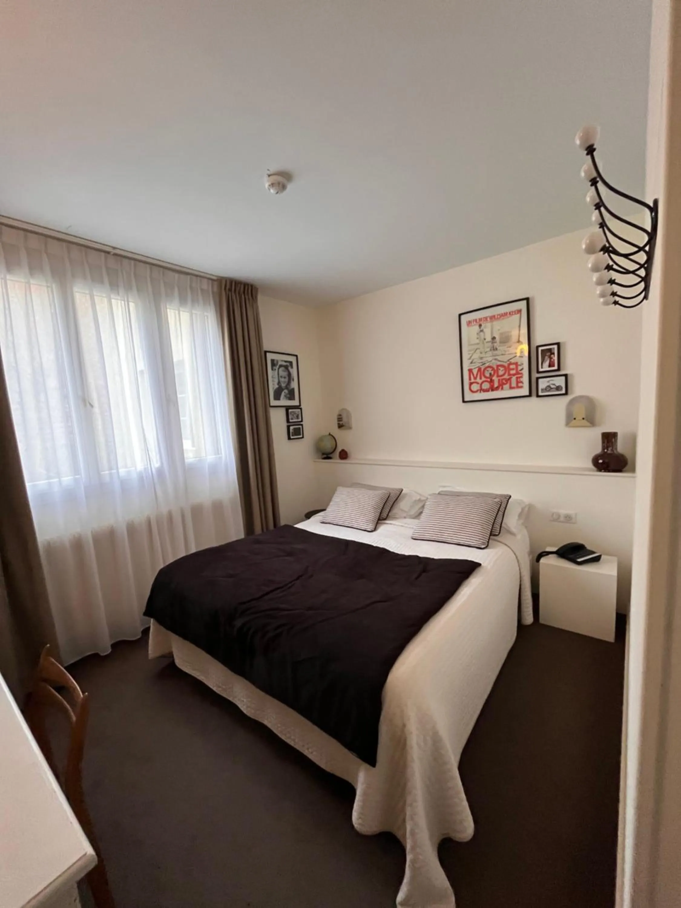 Bed in Le Téméraire Hôtel