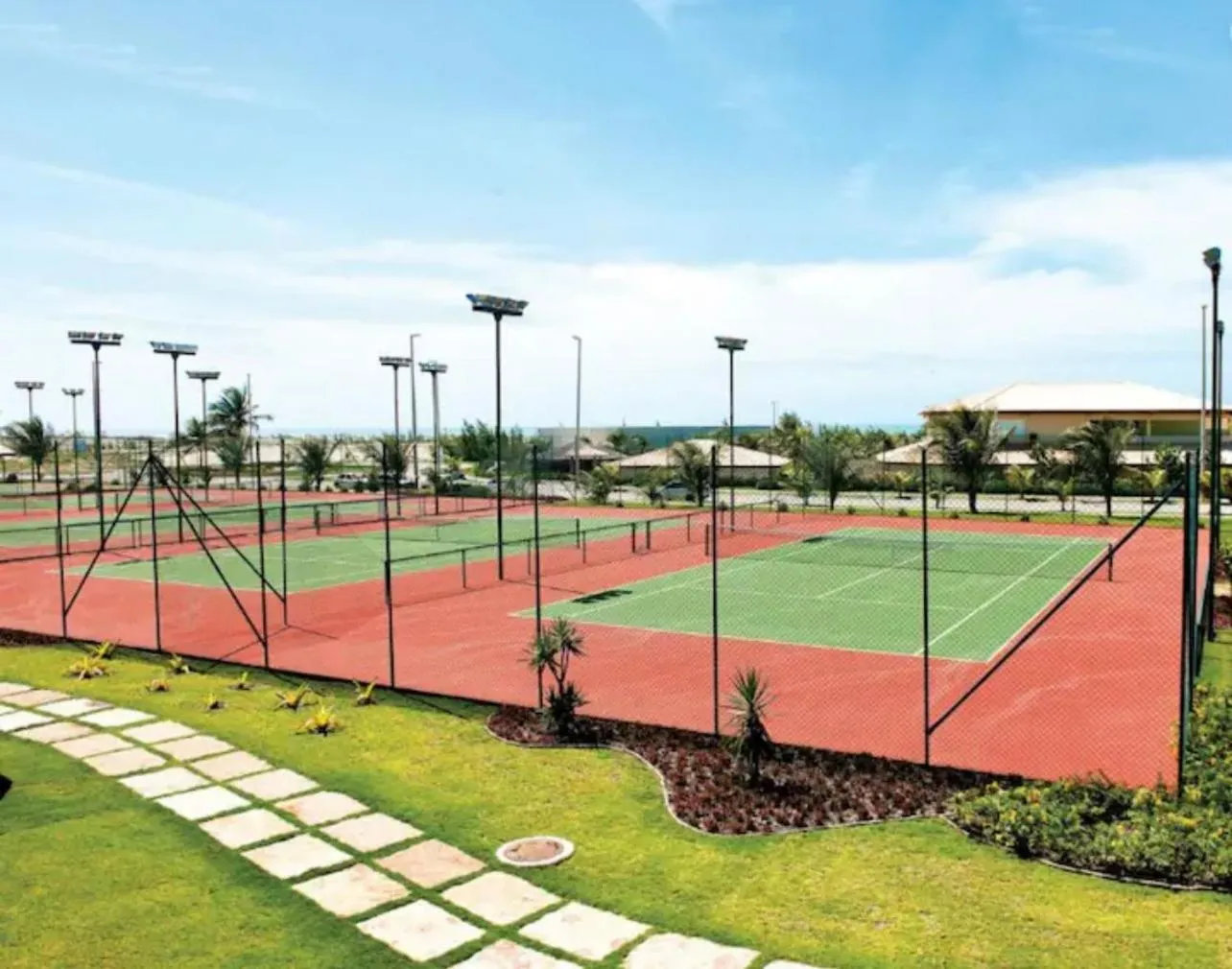 Dom Pedro Laguna Beach Resort & Golf