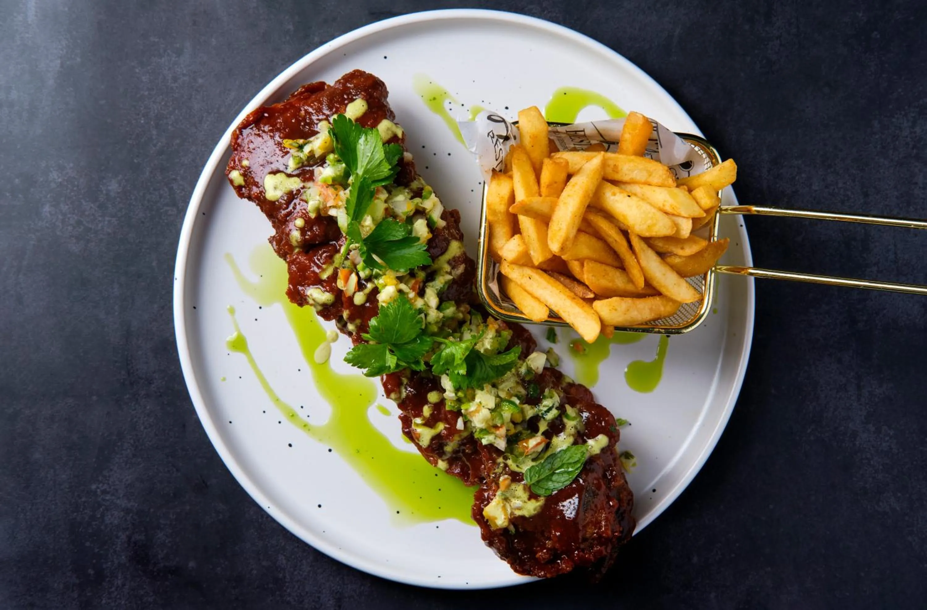 Restaurant/places to eat in Fiesta Royale Hotel