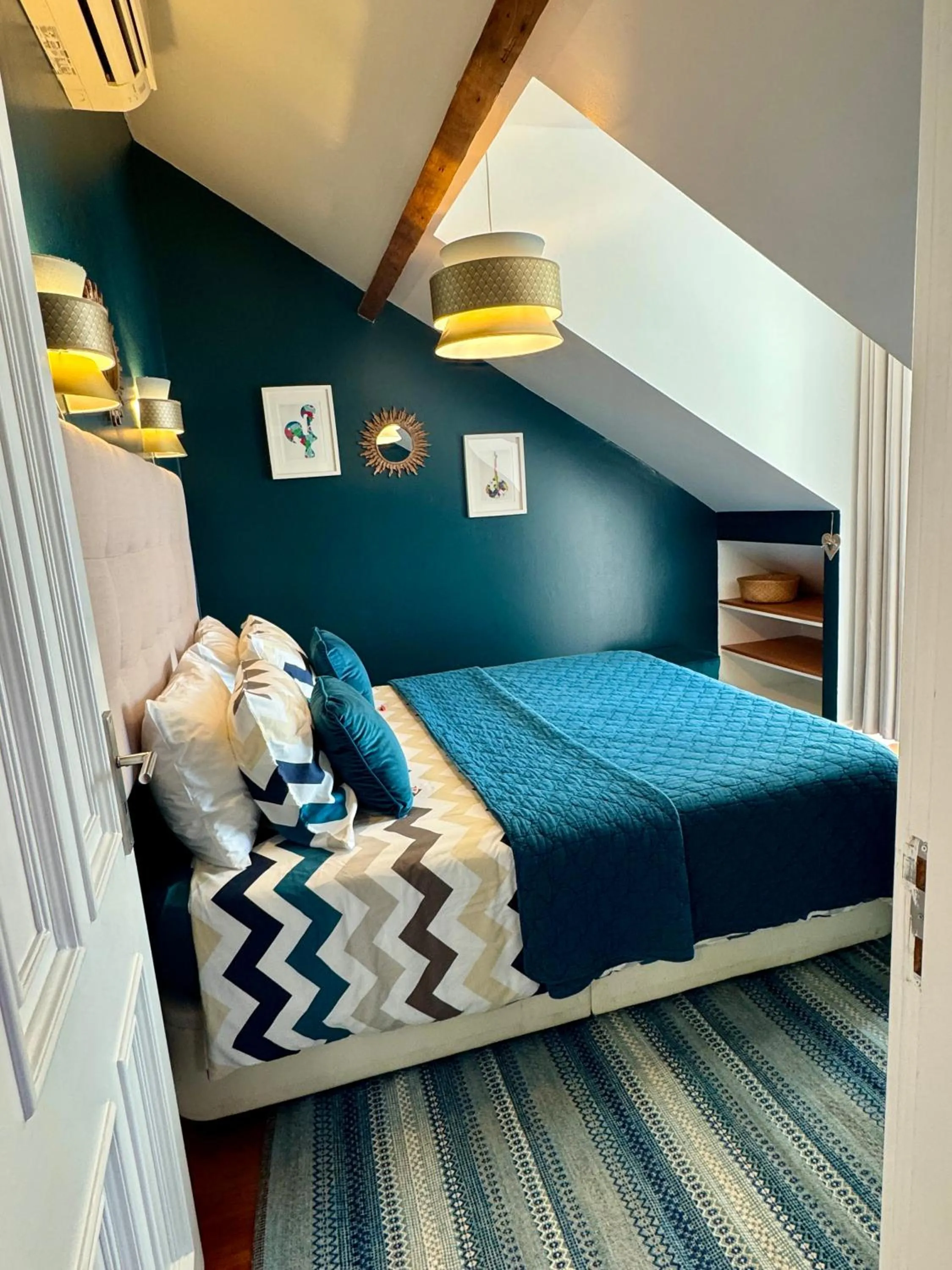 Bedroom, Bed in Studios with Mezzanine Rua da Moeda