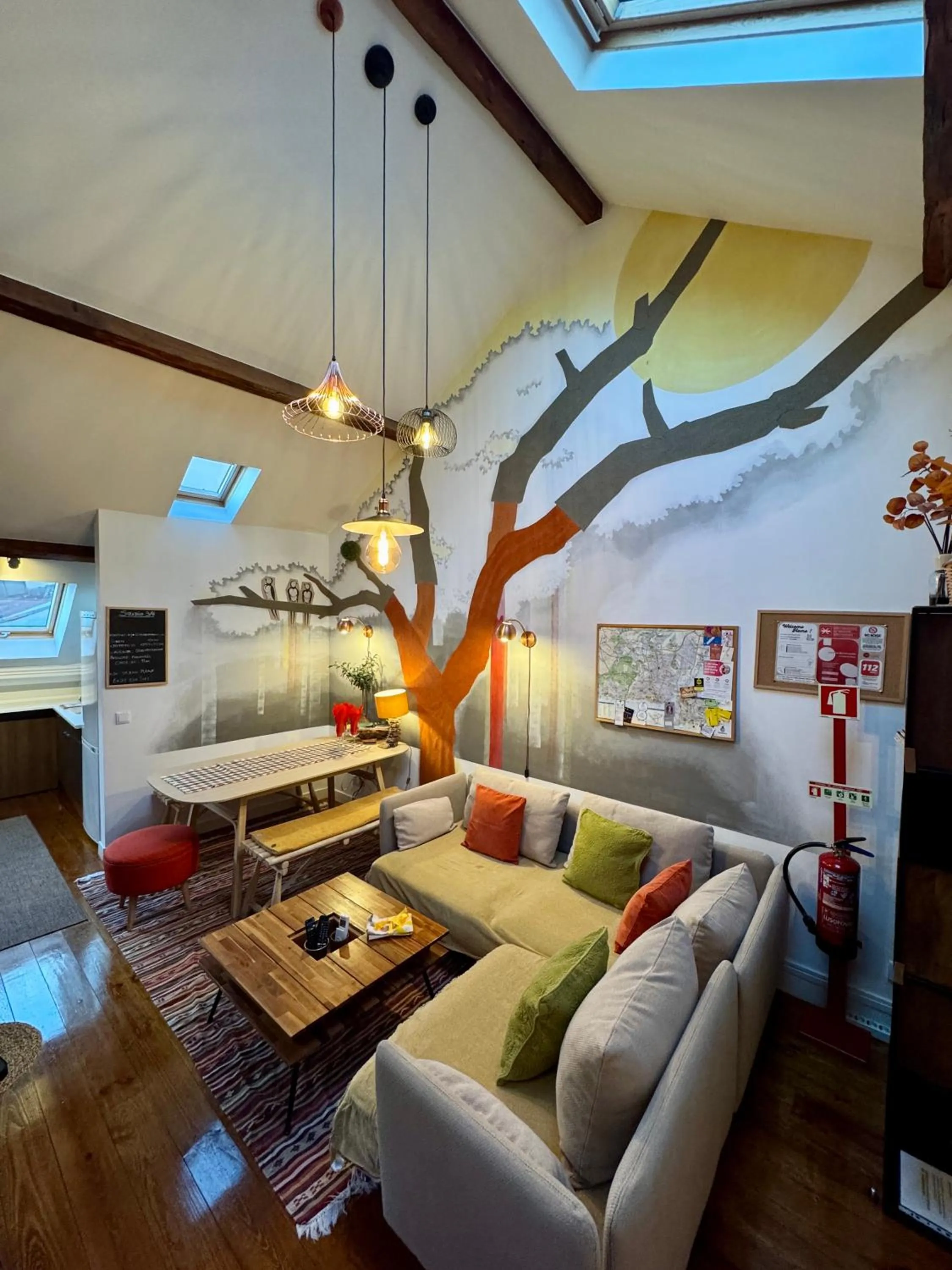 TV and multimedia in Studios with Mezzanine Rua da Moeda