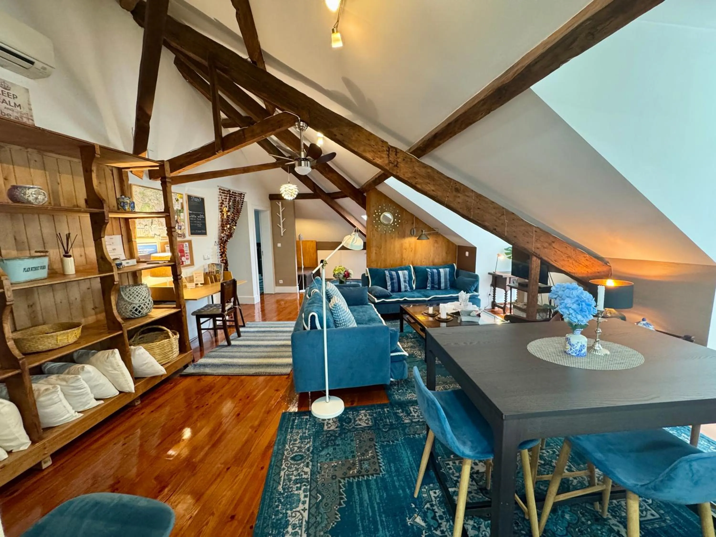 Living room in Studios with Mezzanine Rua da Moeda