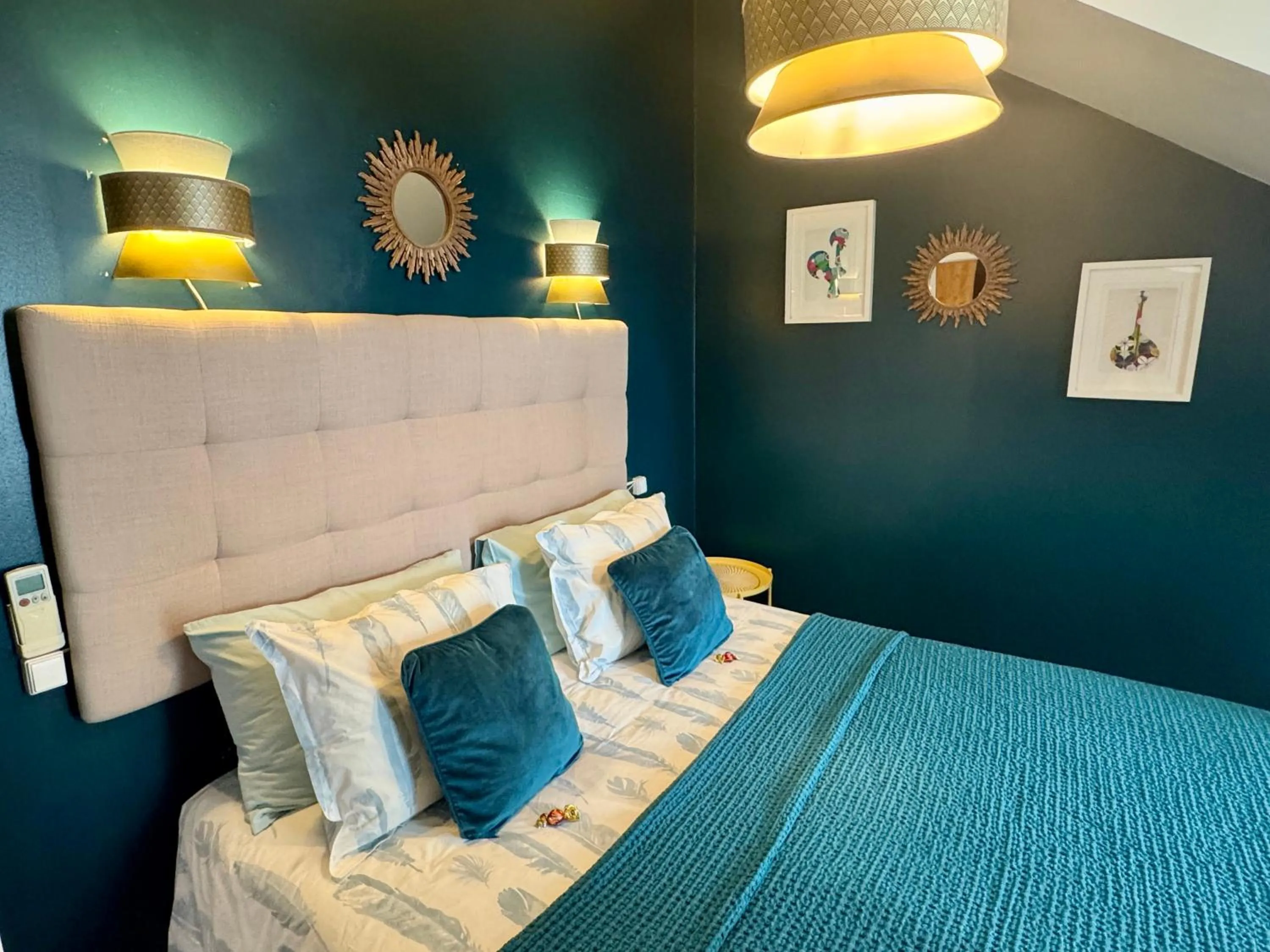 Bed in Studios with Mezzanine Rua da Moeda