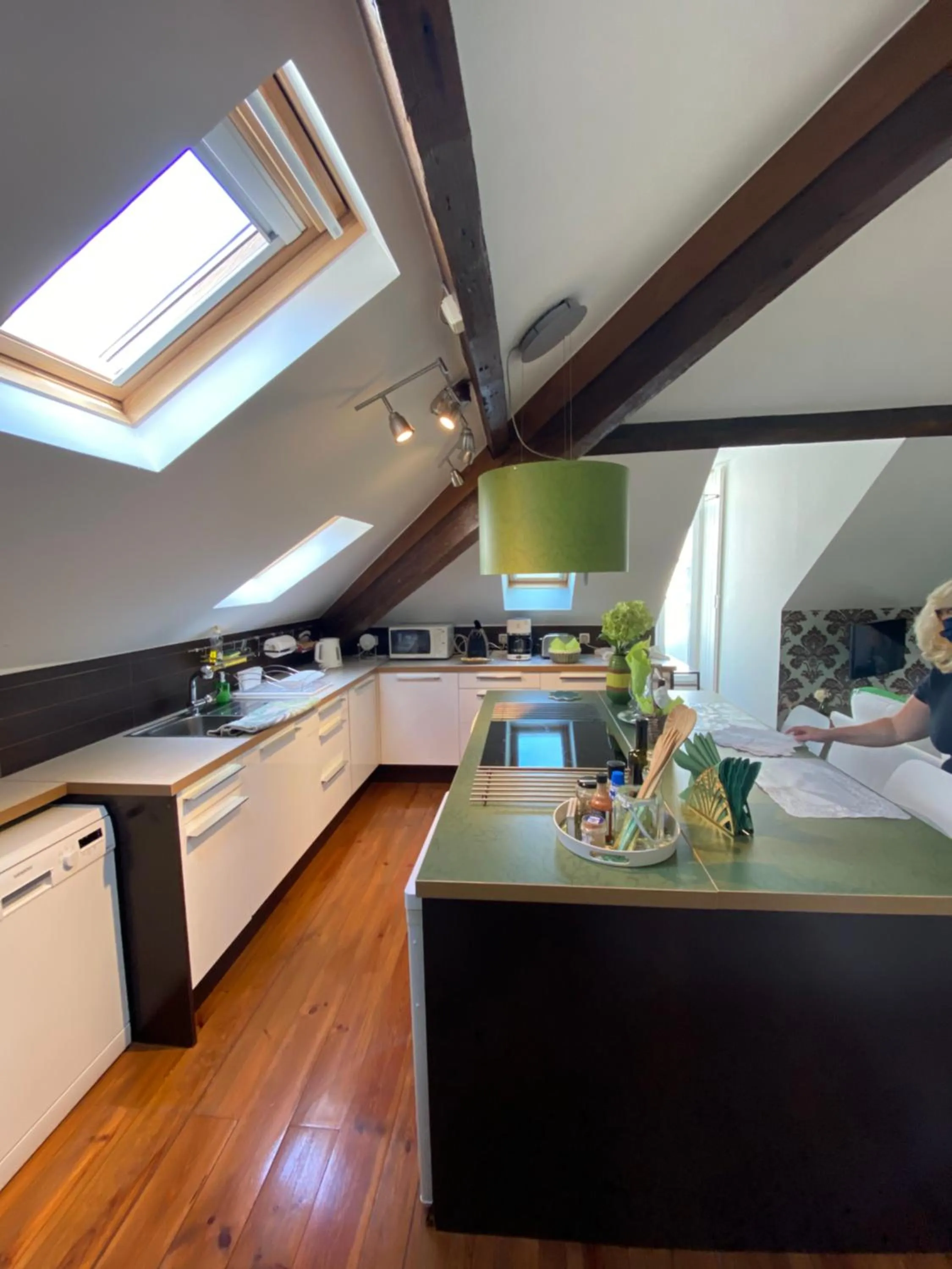 Kitchen or kitchenette in Studios with Mezzanine Rua da Moeda