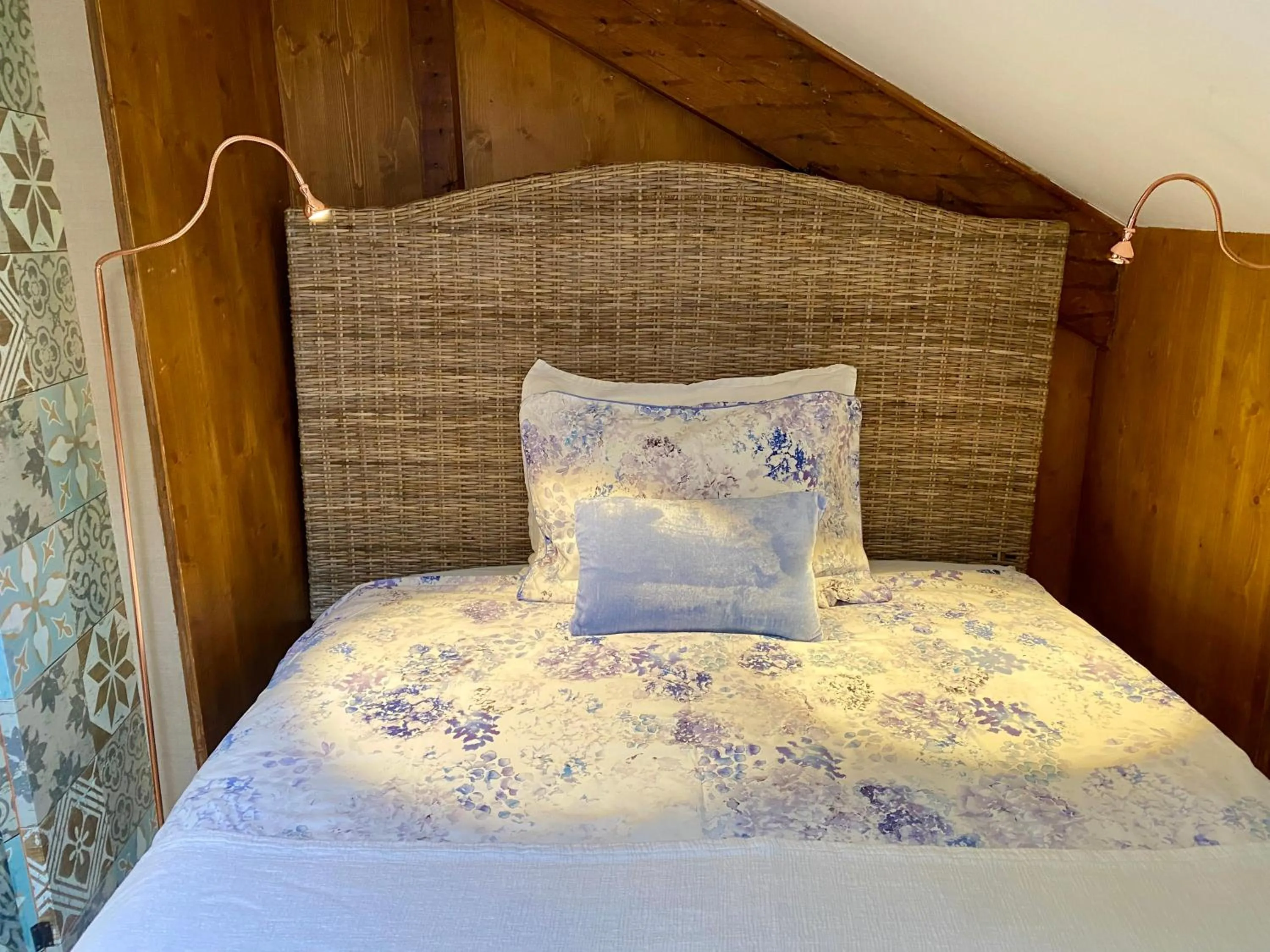 Bed in Studios with Mezzanine Rua da Moeda