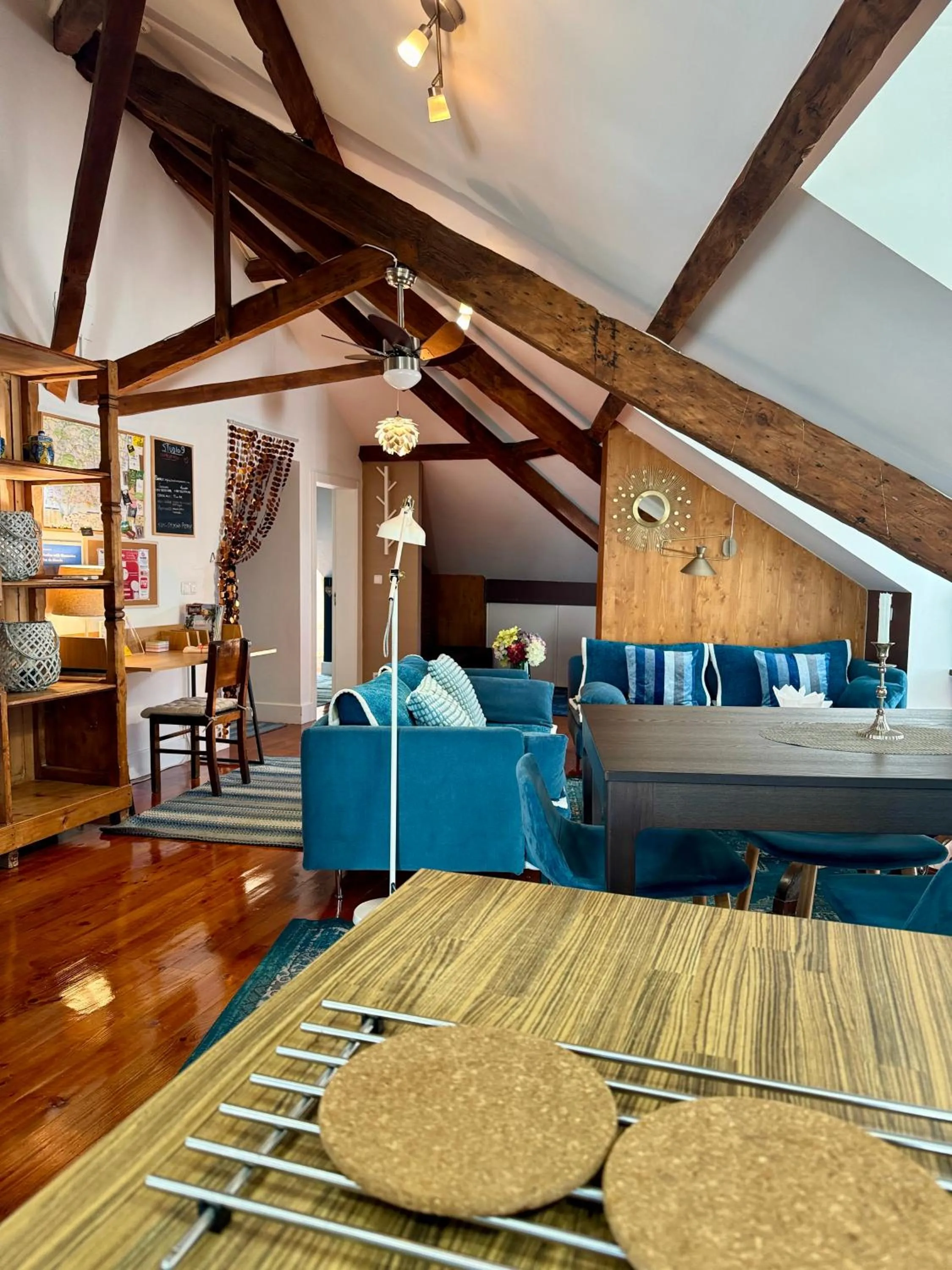 Living room in Studios with Mezzanine Rua da Moeda