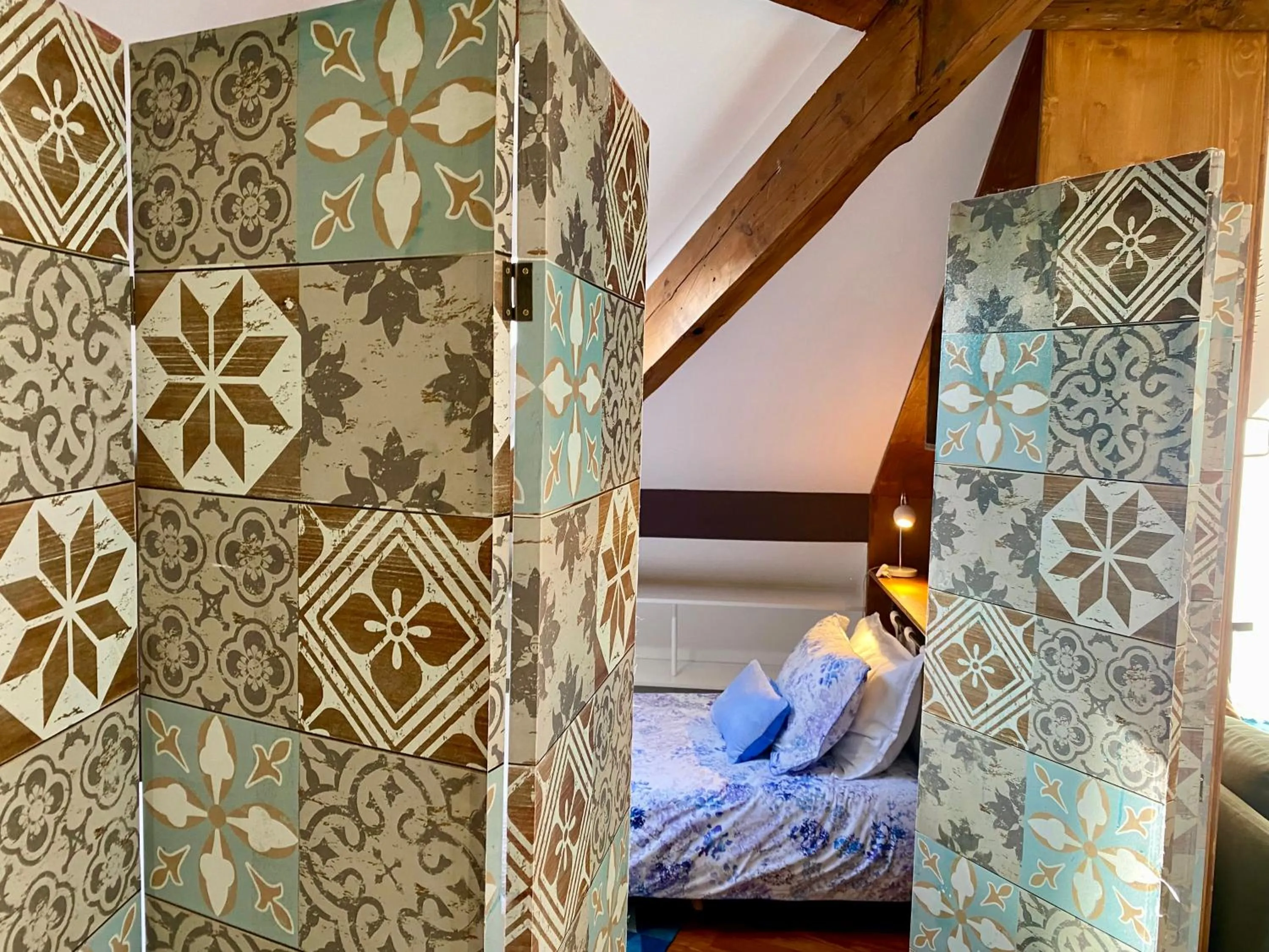 Bed in Studios with Mezzanine Rua da Moeda