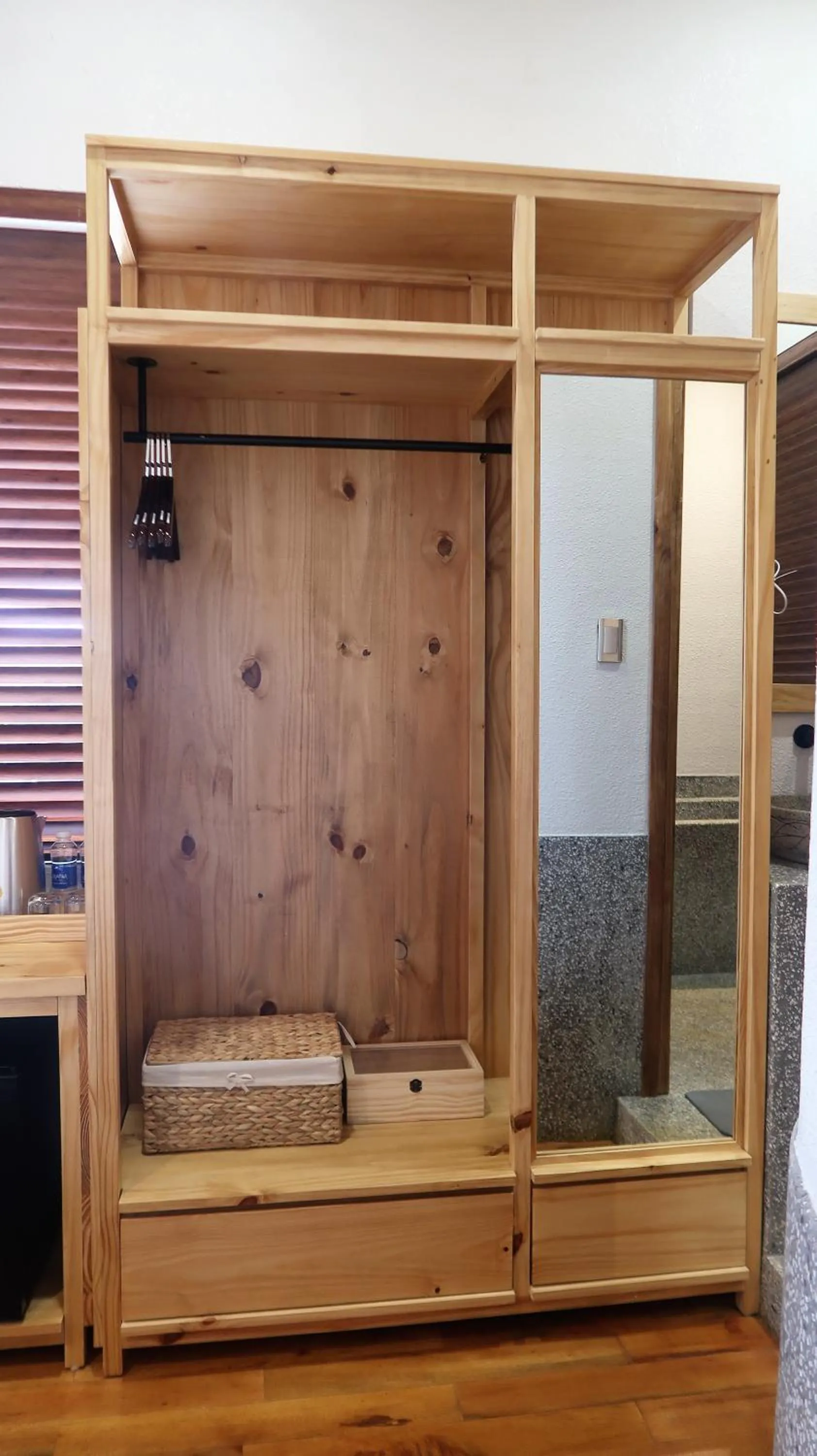 locker in MăngDiang Boutique Hotel