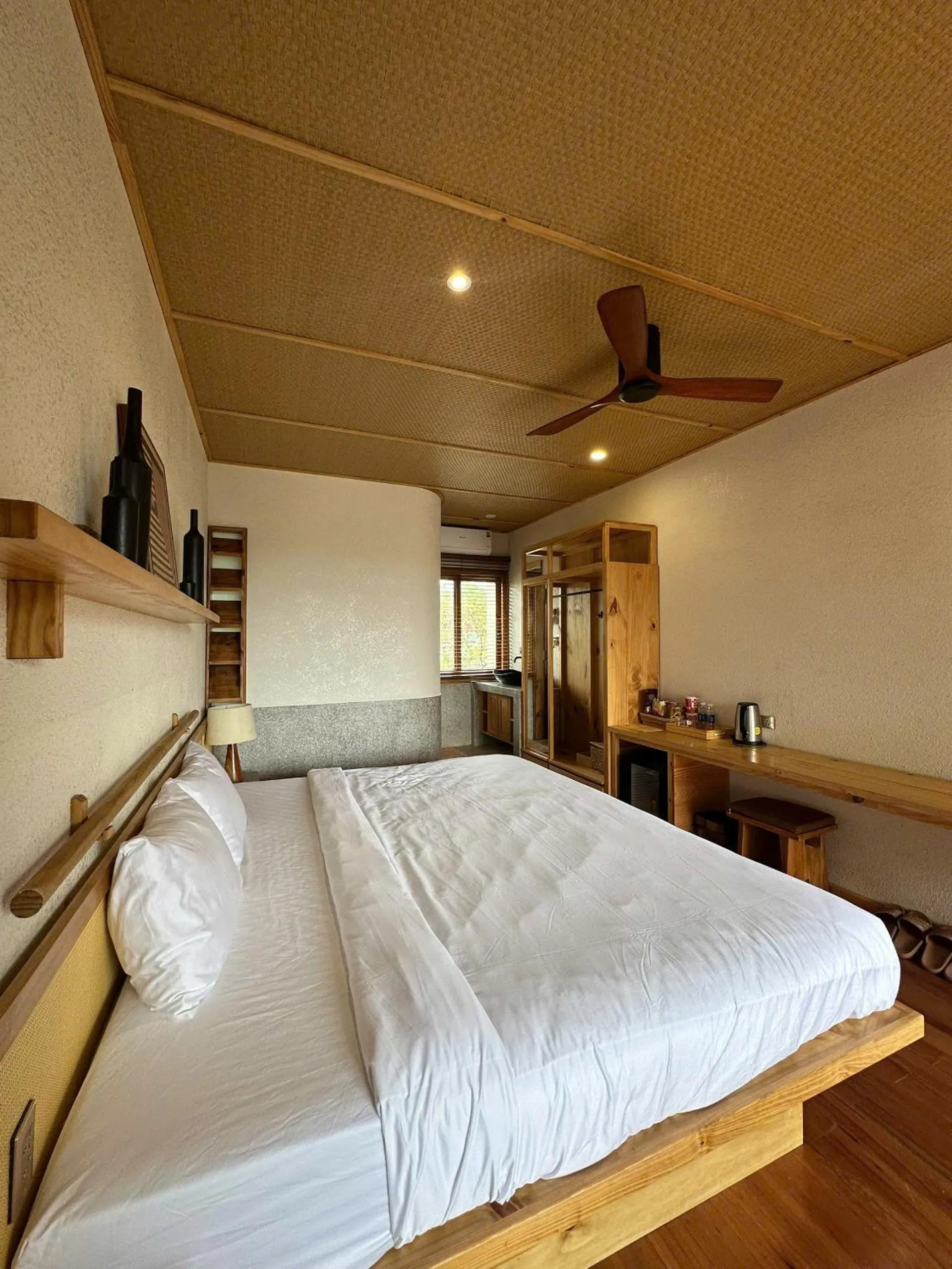 Bedroom, Bed in MăngDiang Boutique Hotel
