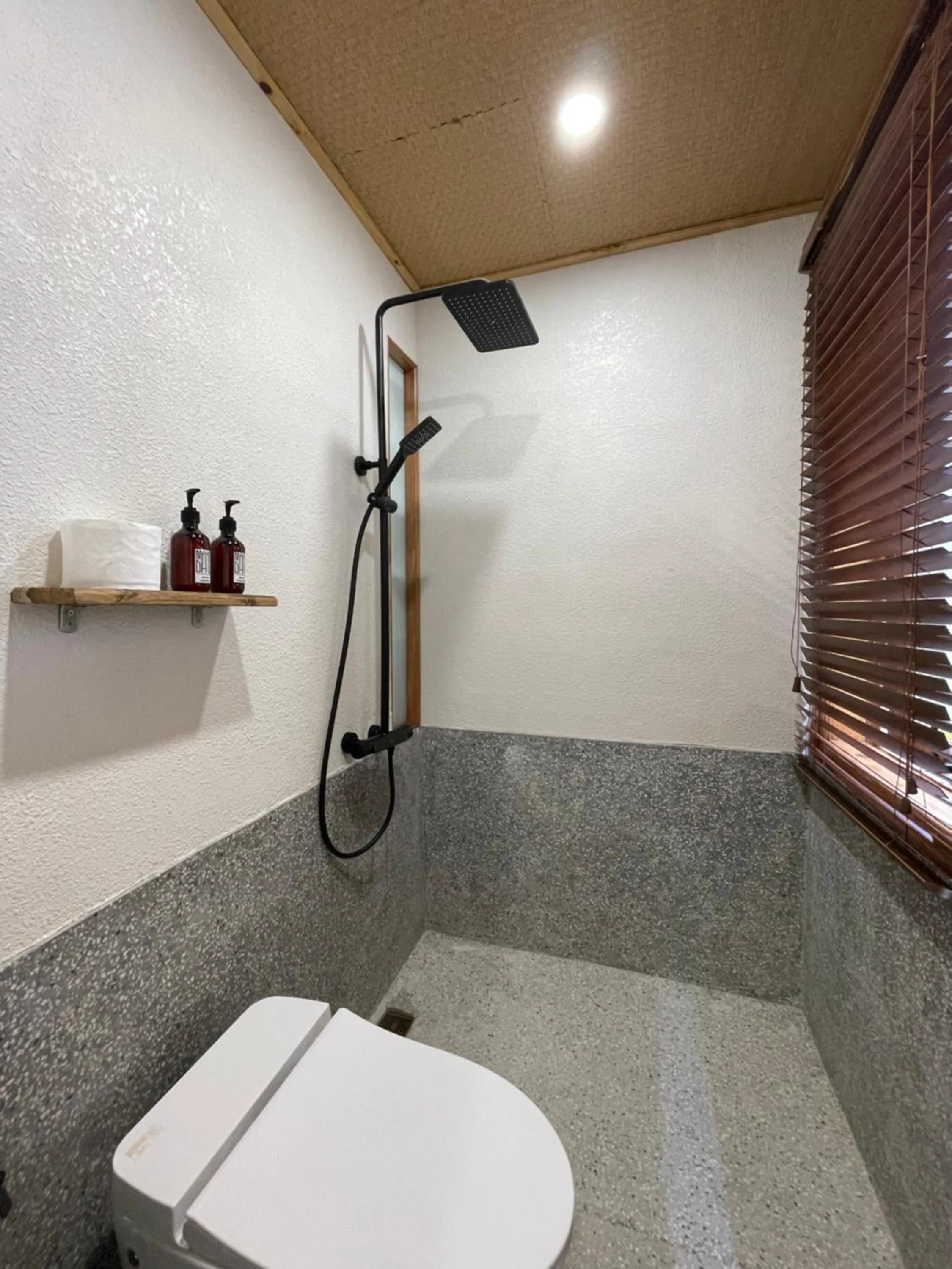 Bathroom in MăngDiang Boutique Hotel