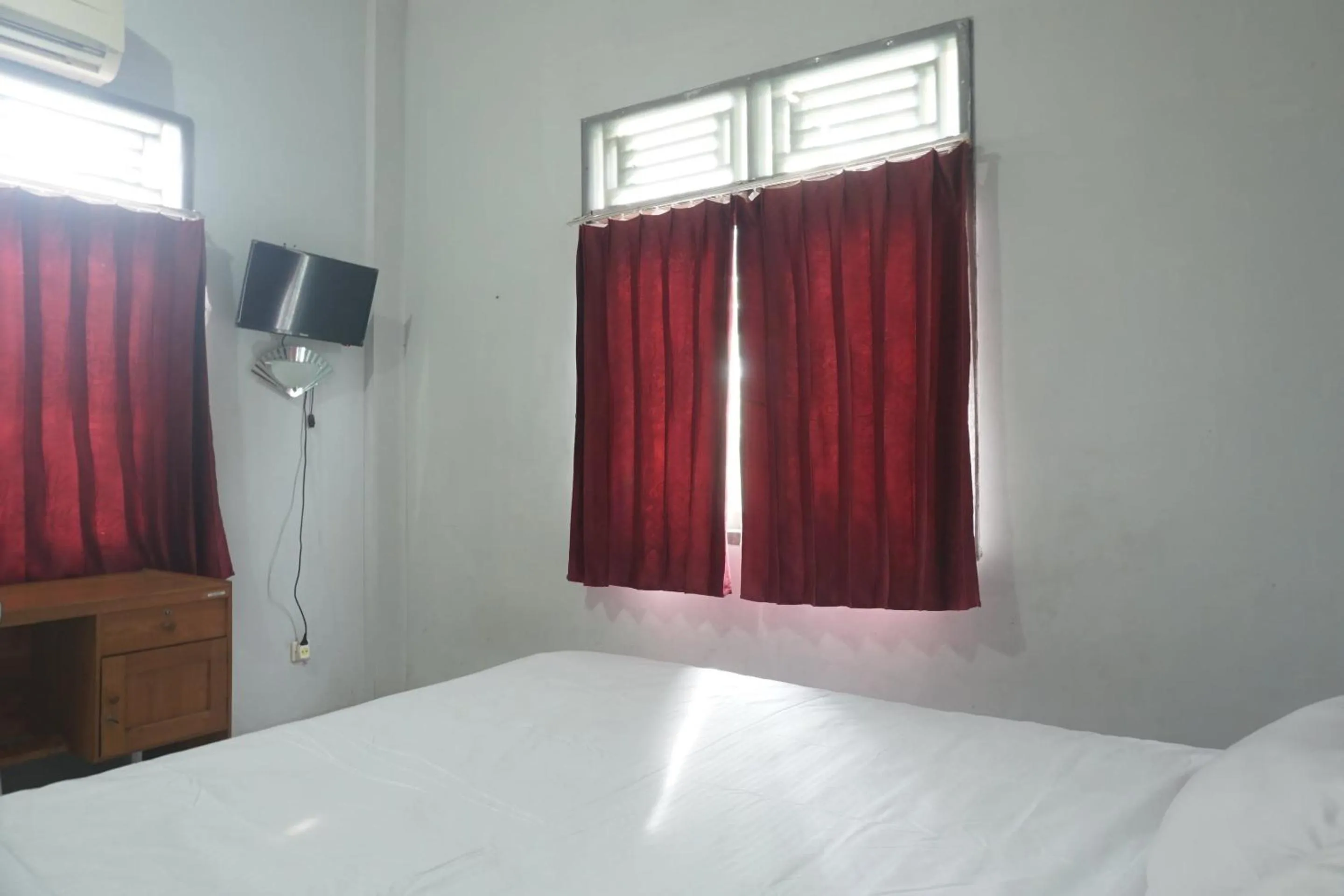 Bedroom, Bed in Hotel O Guest House Zidan 21