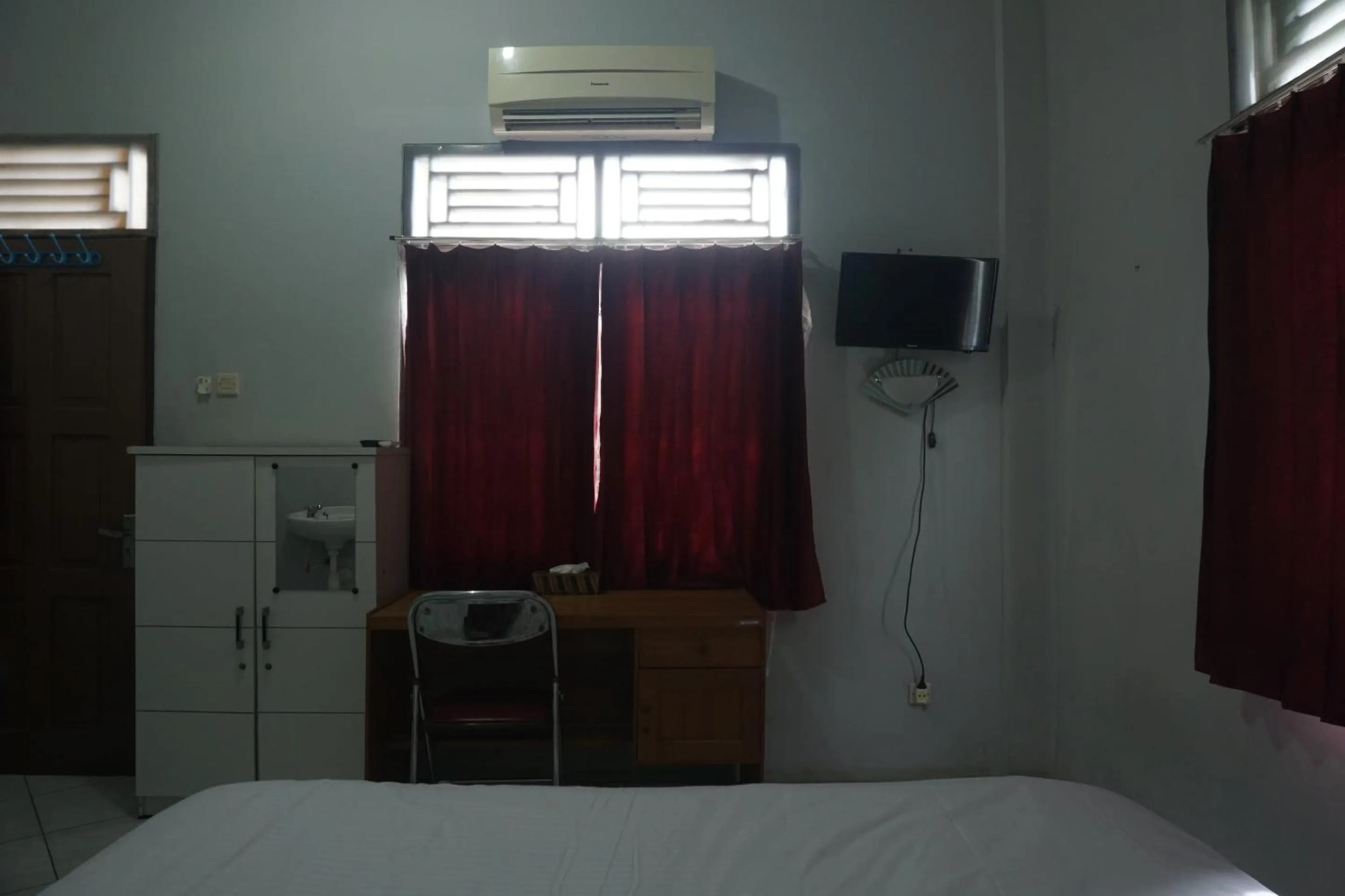 Bedroom, Bed in Hotel O Guest House Zidan 21