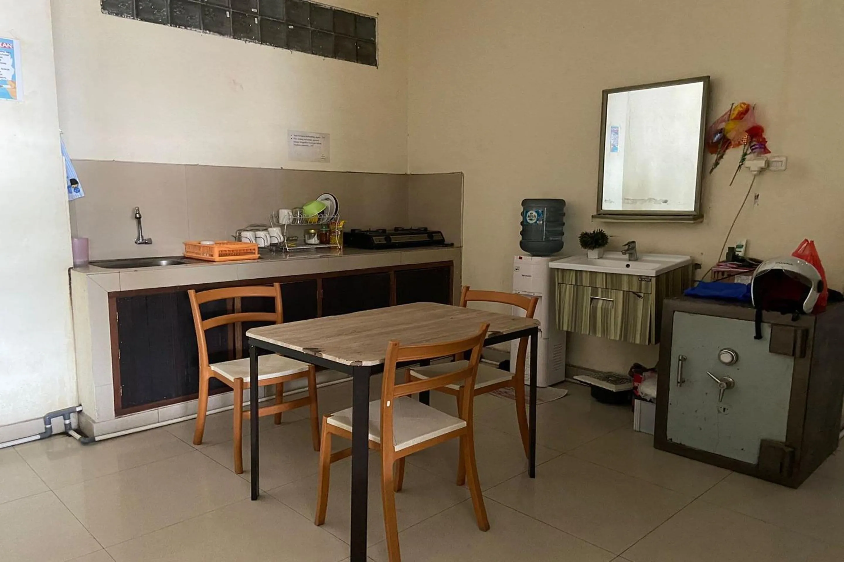 Lobby or reception in Hotel O Guest House Zidan 21