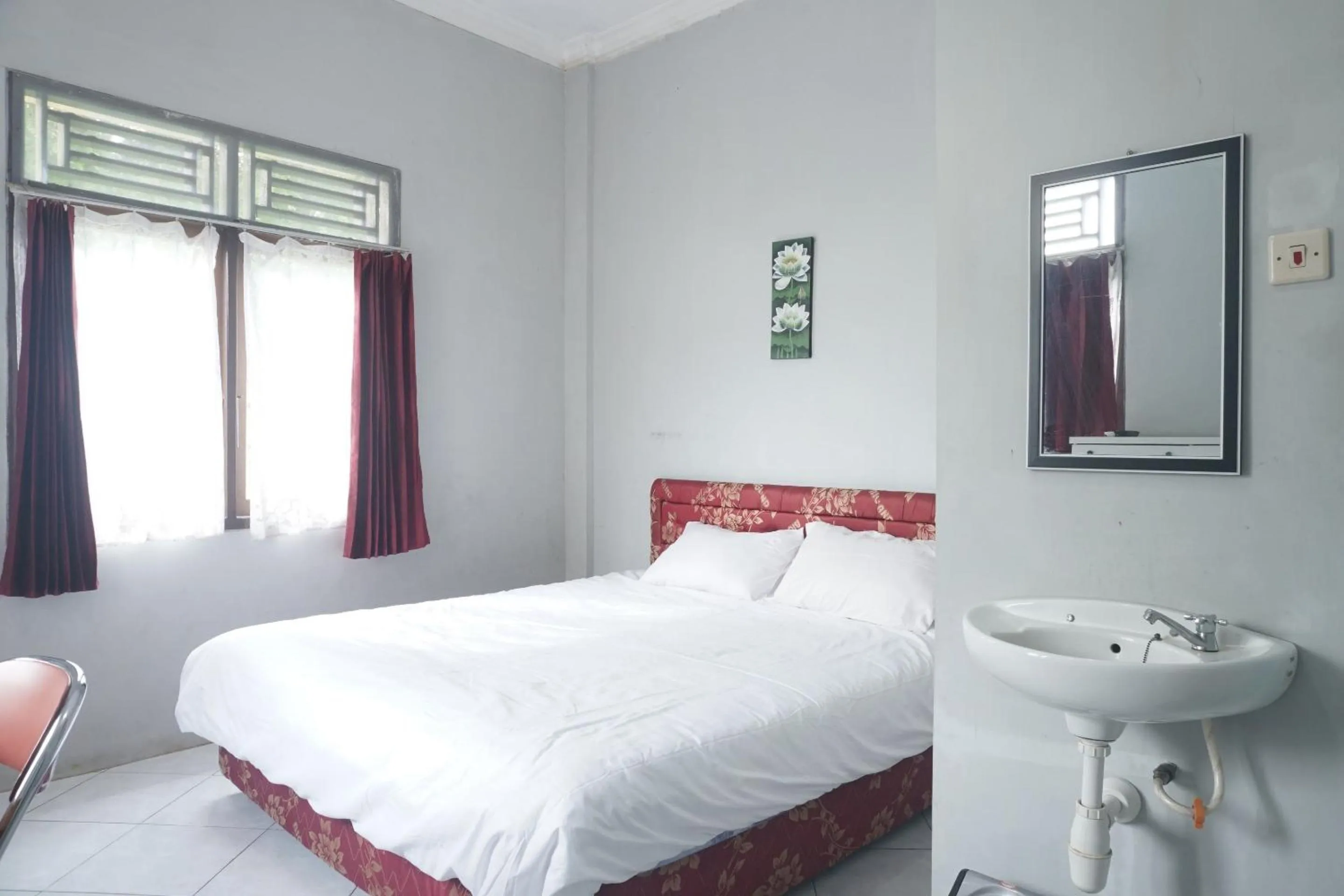 Bedroom, Bed in Hotel O Guest House Zidan 21