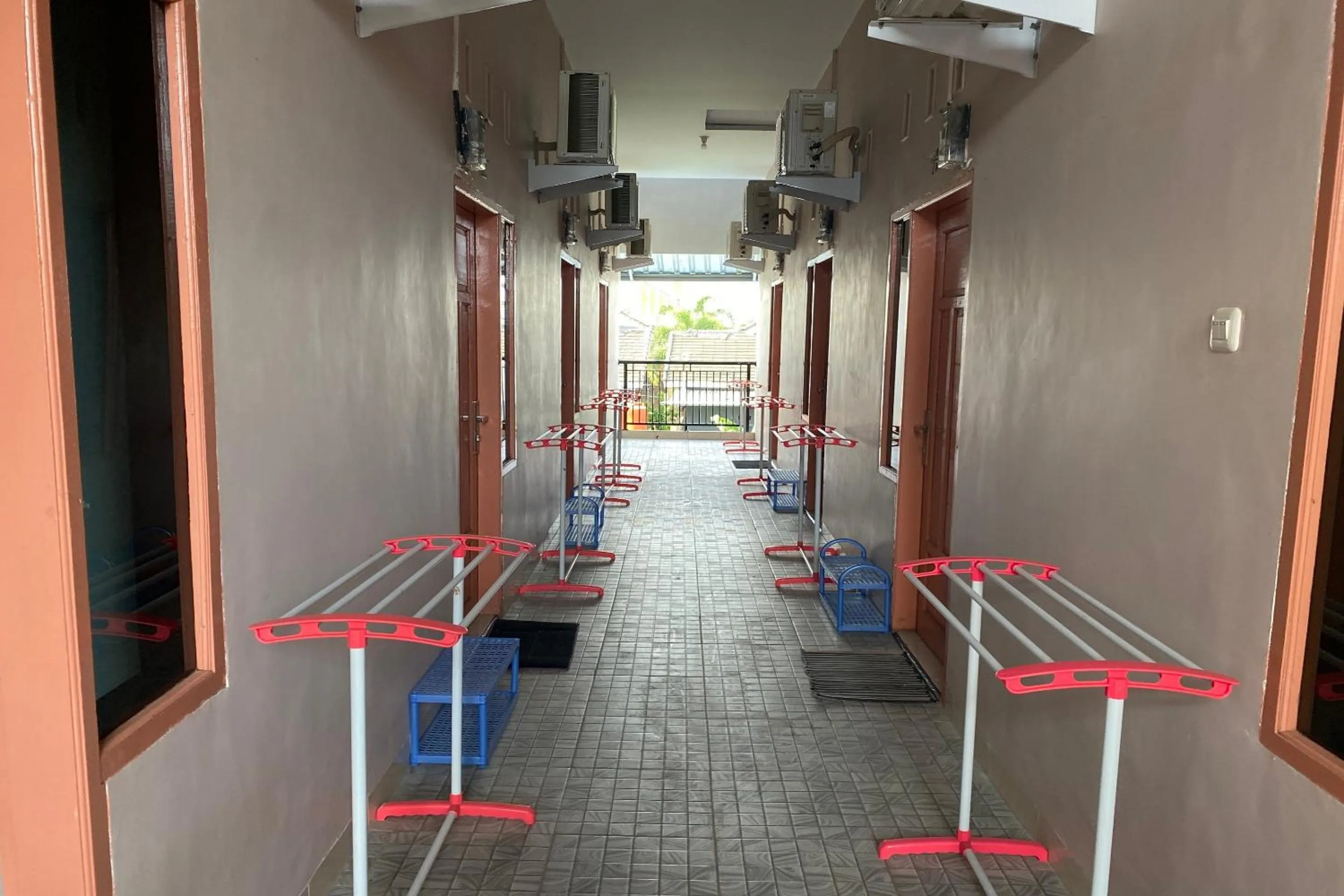 Lobby or reception in Hotel O Pondok Almirah