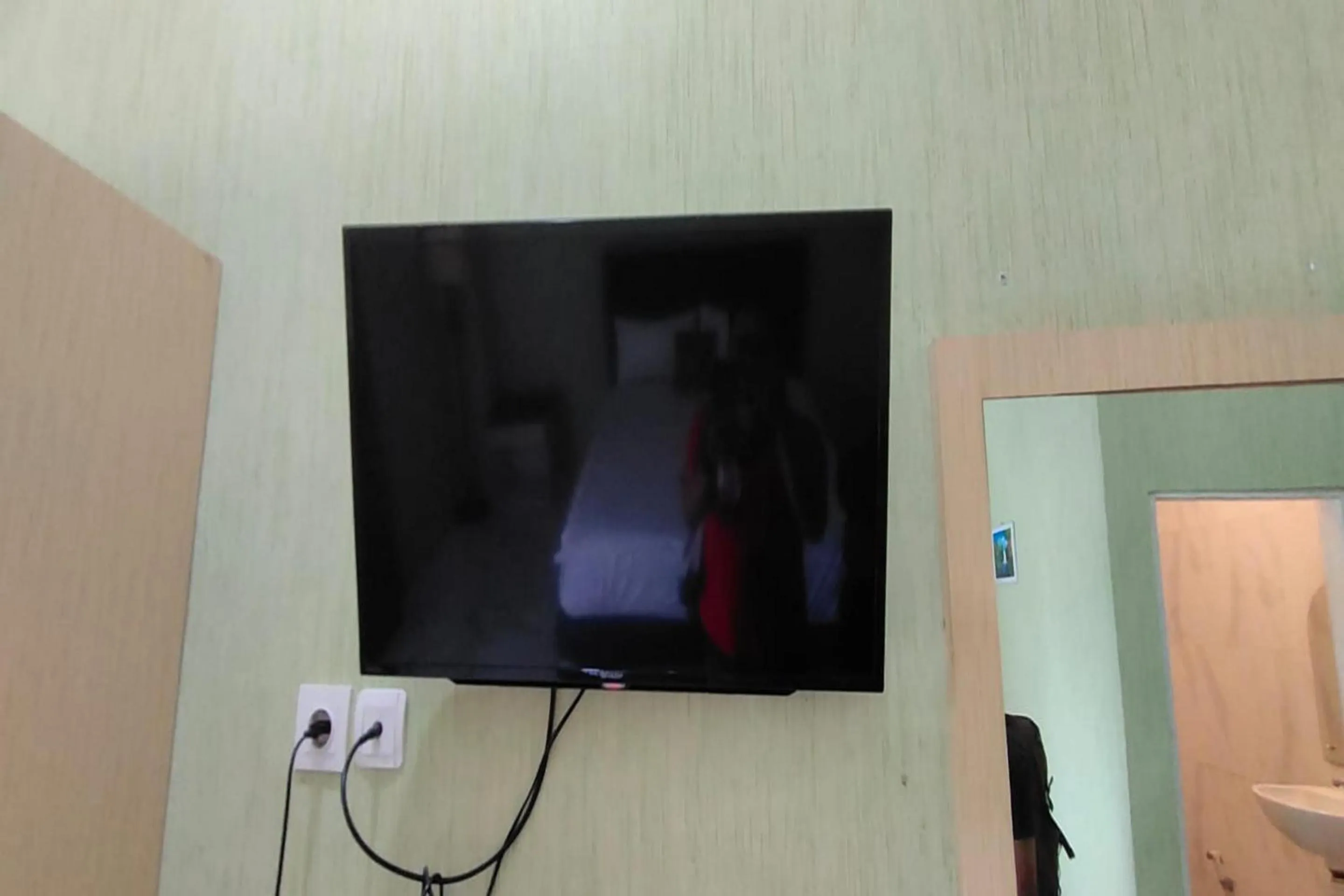 Bedroom in Hotel O Wisma Haji BunbunNearYani Heahlerr