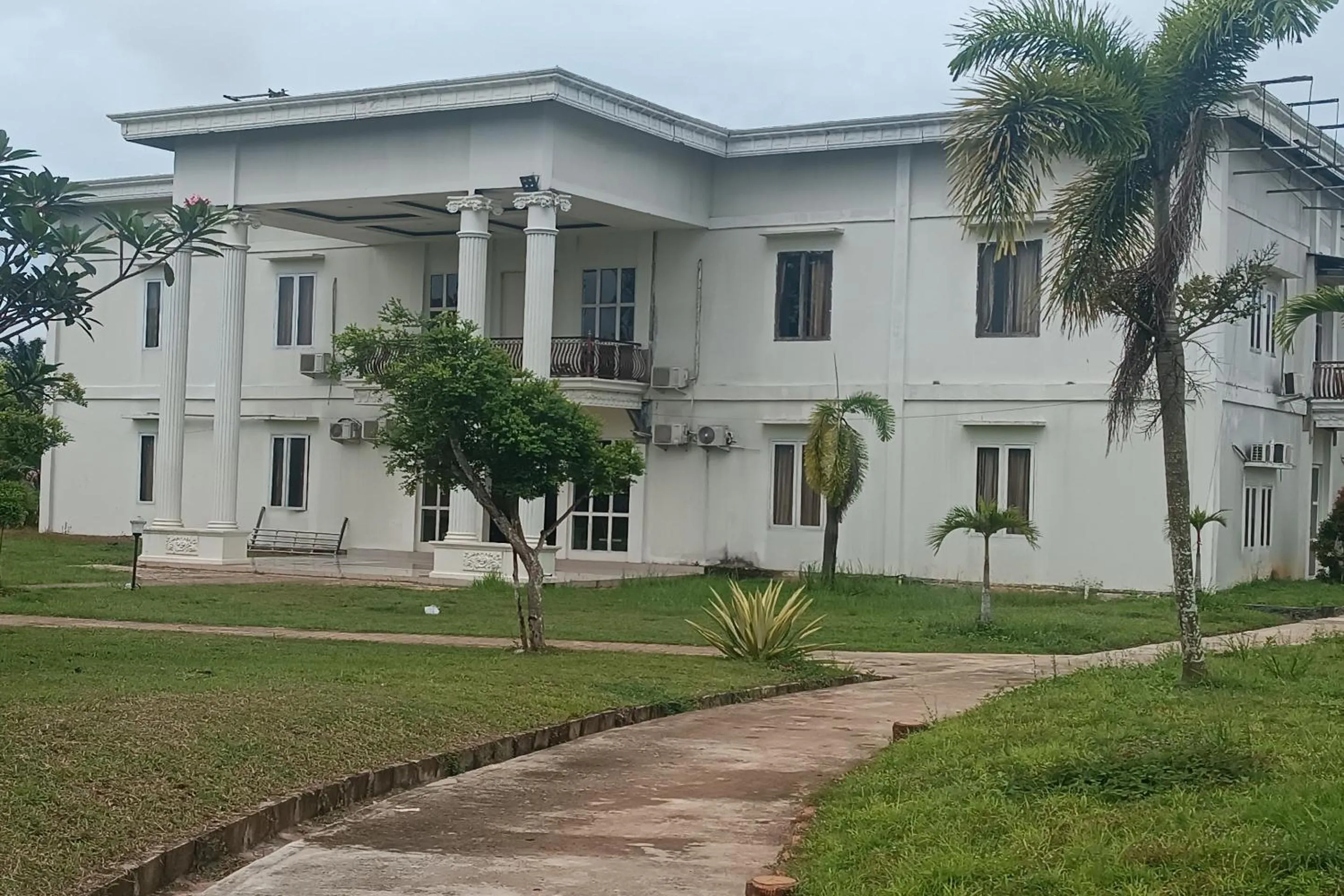 Facade/entrance in Hotel O Umbuy Homestay NearKetupat Kandangan Haji Irus