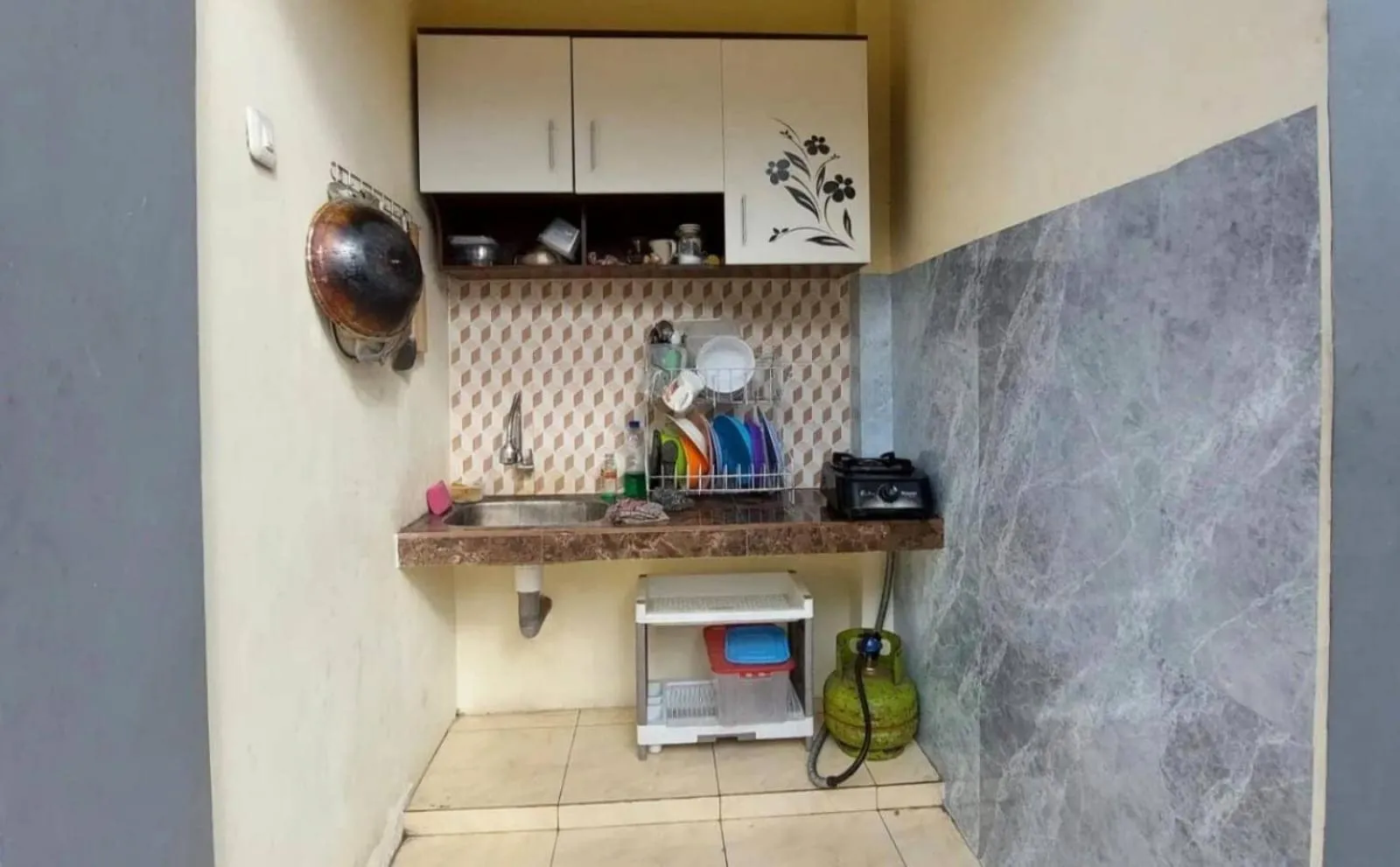 Lobby or reception in OYO Life 93525 Griya Wafira Trenggalek Syariah