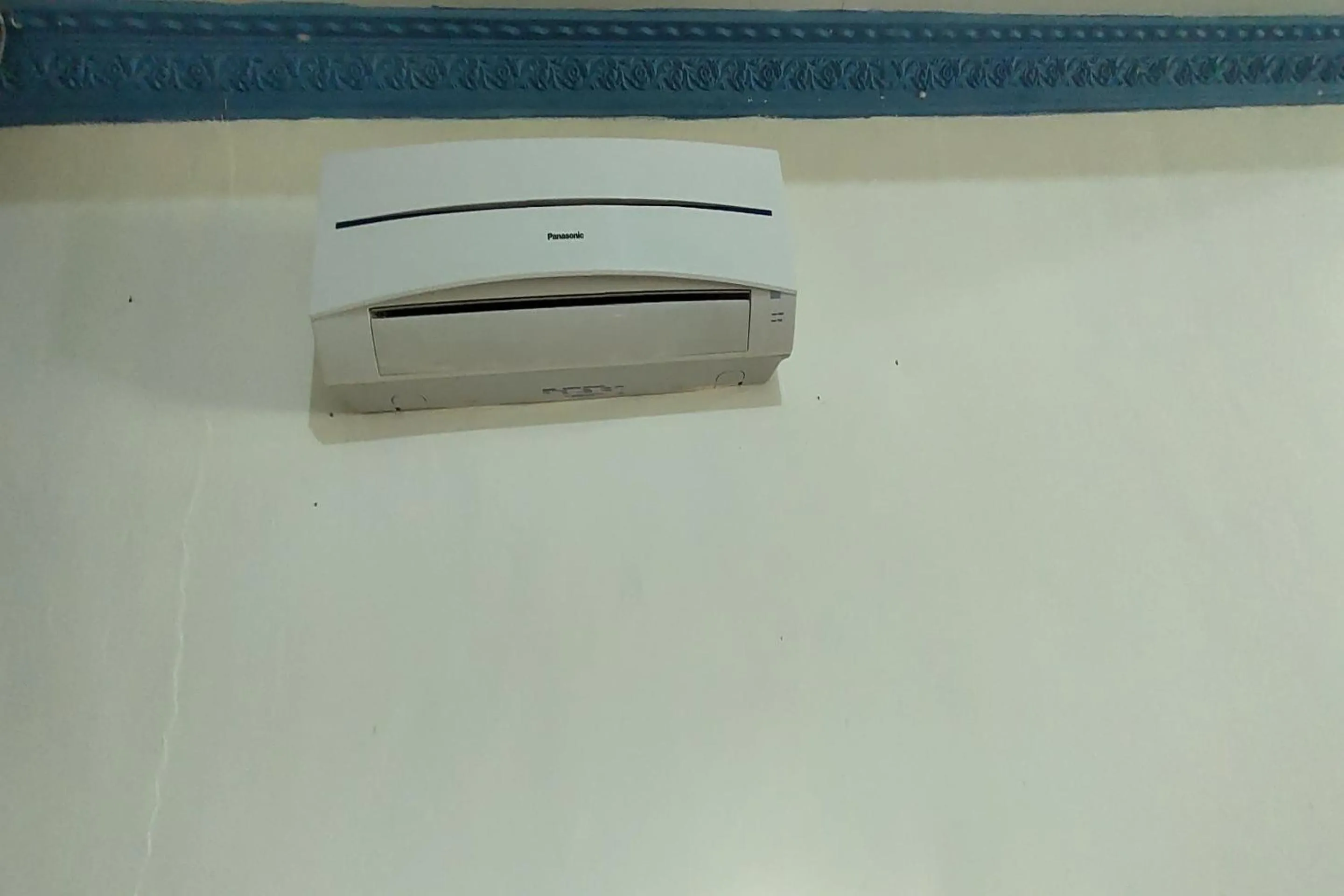 Bedroom in Hotel O Penginapan Laras PaminggirNearPesona Alam Seafood Pink Mira