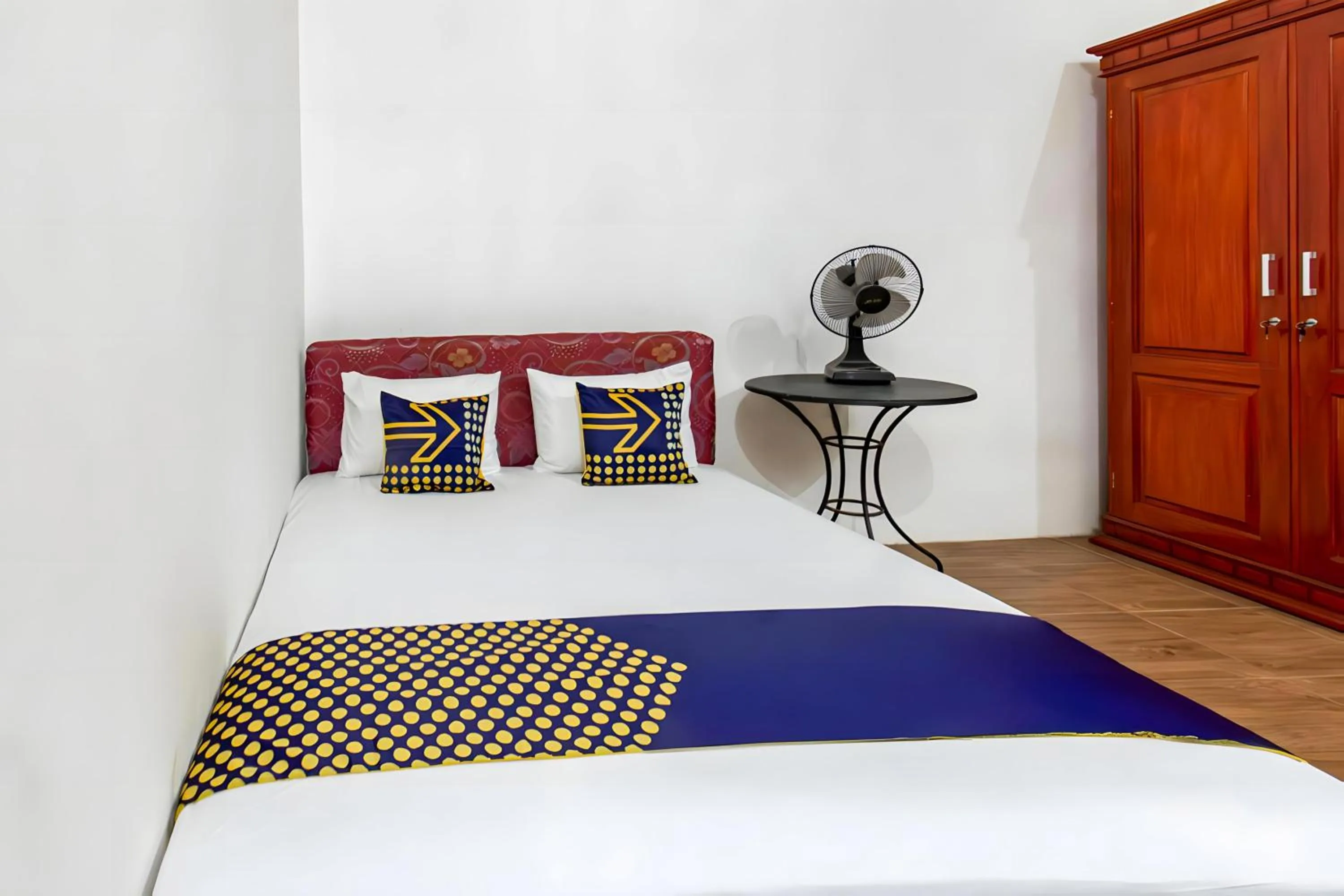 Bedroom, Bed in Hotel O Kebun Manis Homestay Near Lapangan Bola Volly Batu Kumbung