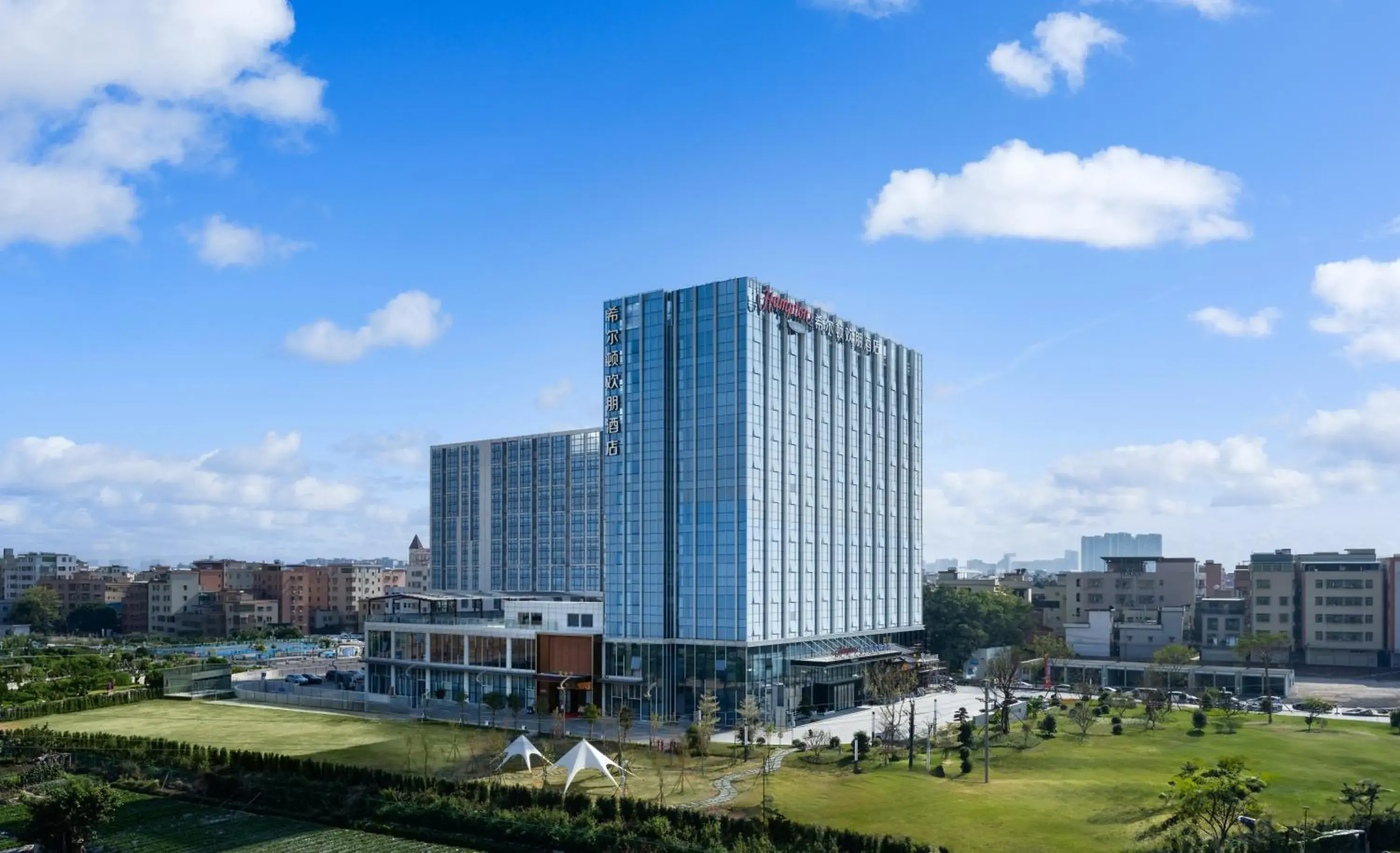 Property building in Hampton by Hilton Guangzhou Renhe Baiyun Airport-Free Shuttle Bus During The Canton Fair Property building in Hampton by Hilton Guangzhou Renhe Baiyun Airport-Free Shuttle Bus During The Canton Fair