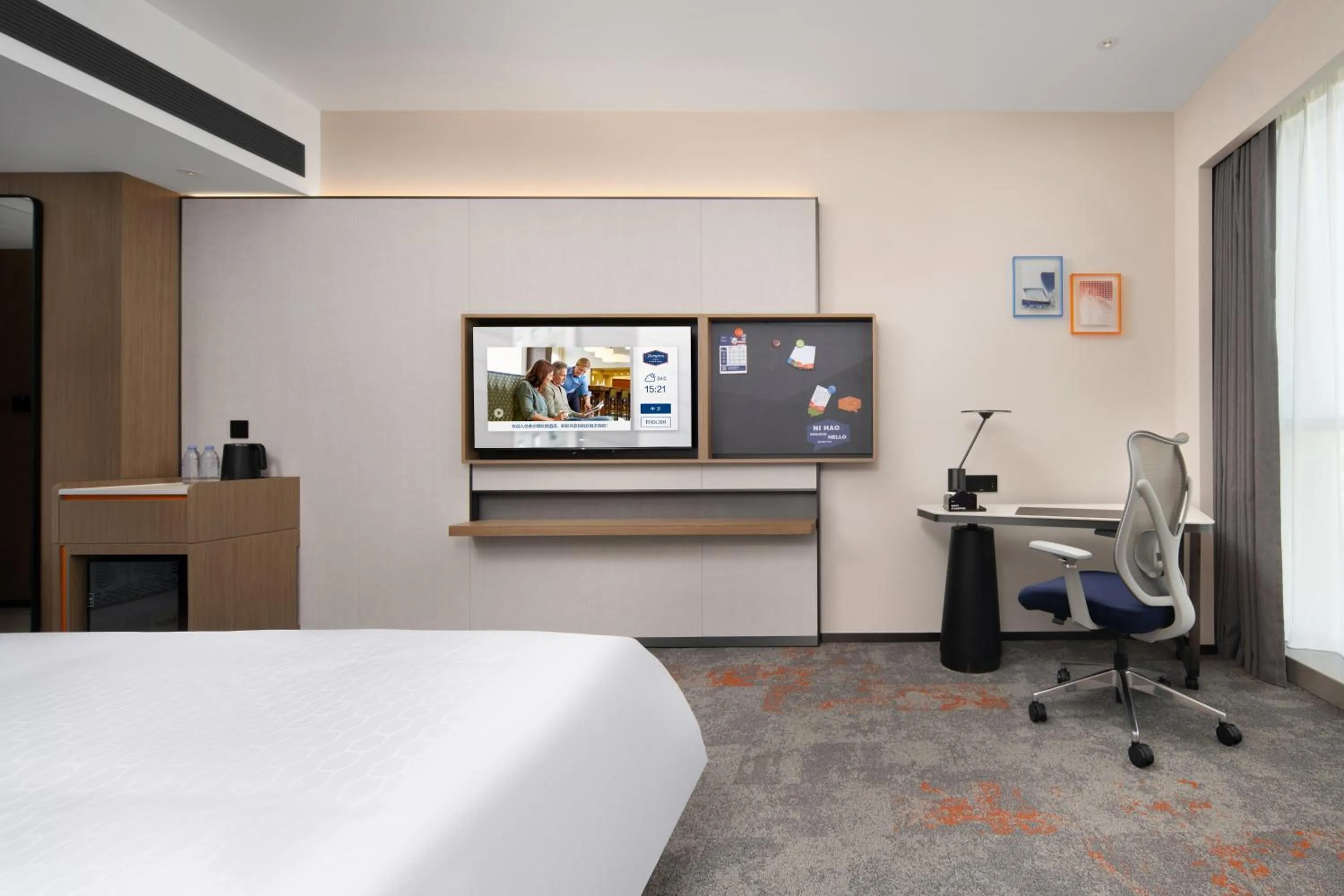 Bed in Hampton by Hilton Guangzhou Renhe Baiyun Airport-Free Shuttle Bus During The Canton Fair