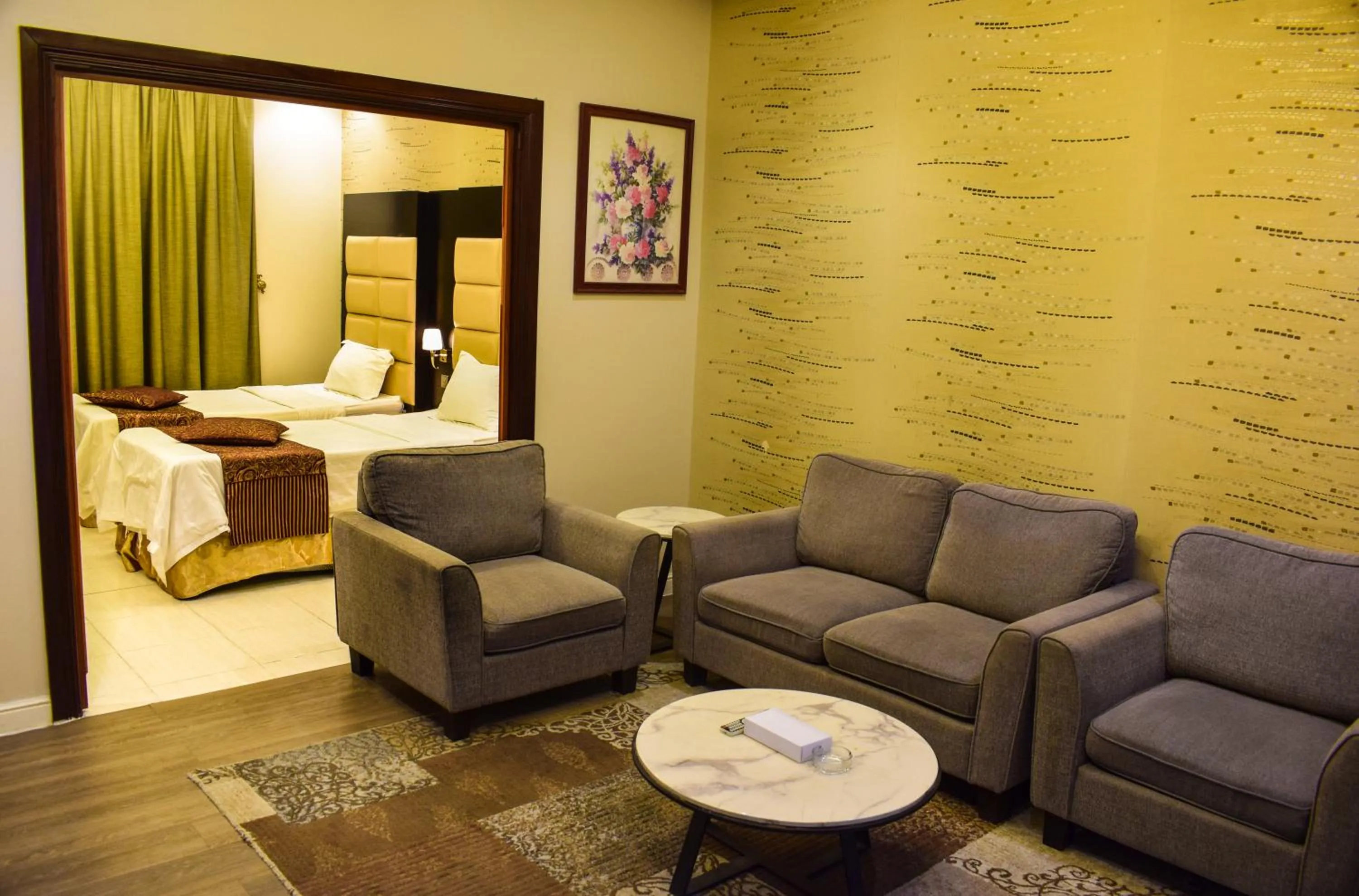 Bed in Arjan Qurtuba Served Apartments