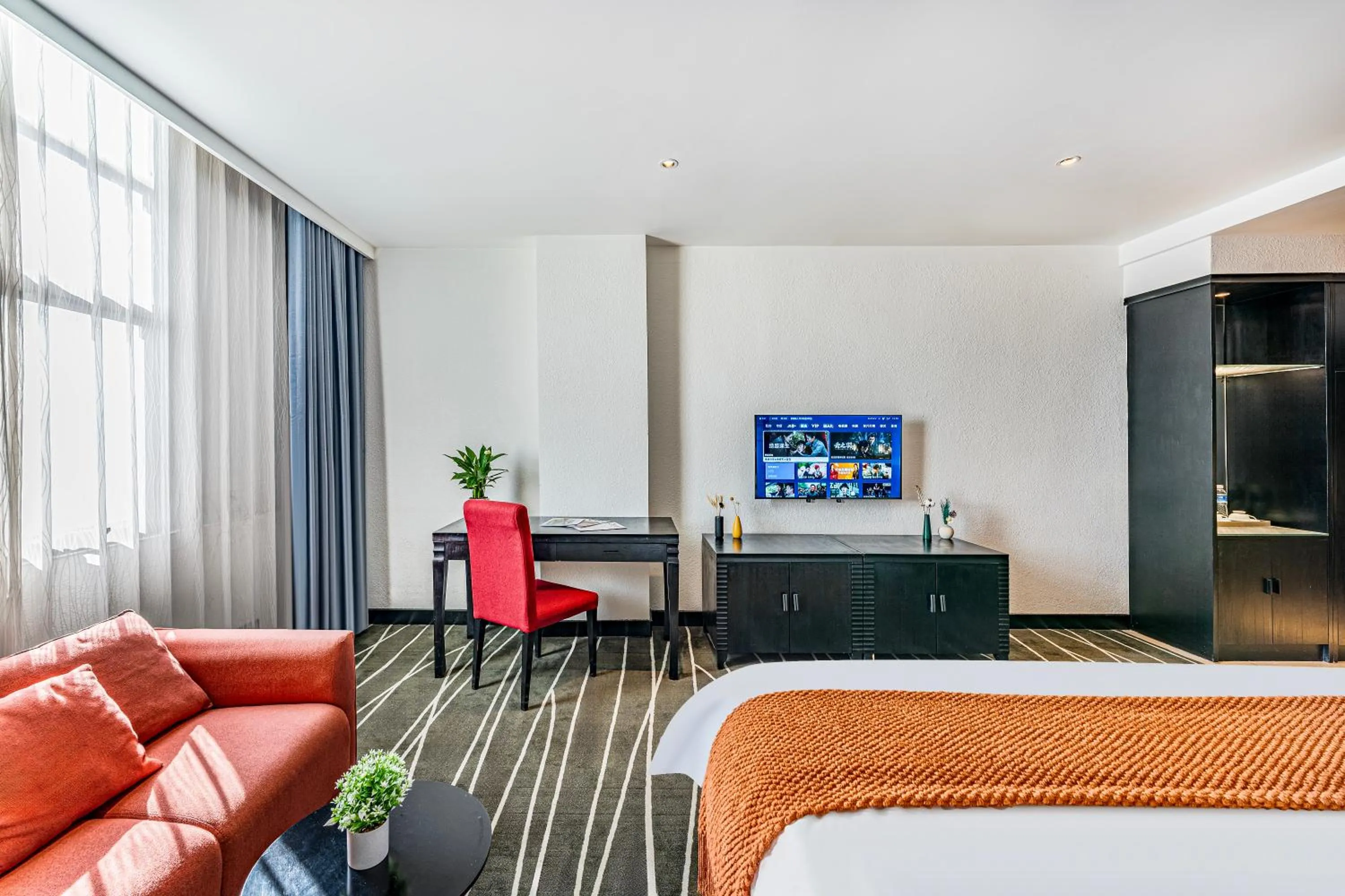 Boyue Miyazaki Hotel - Guangzhou Baiyun International Airport